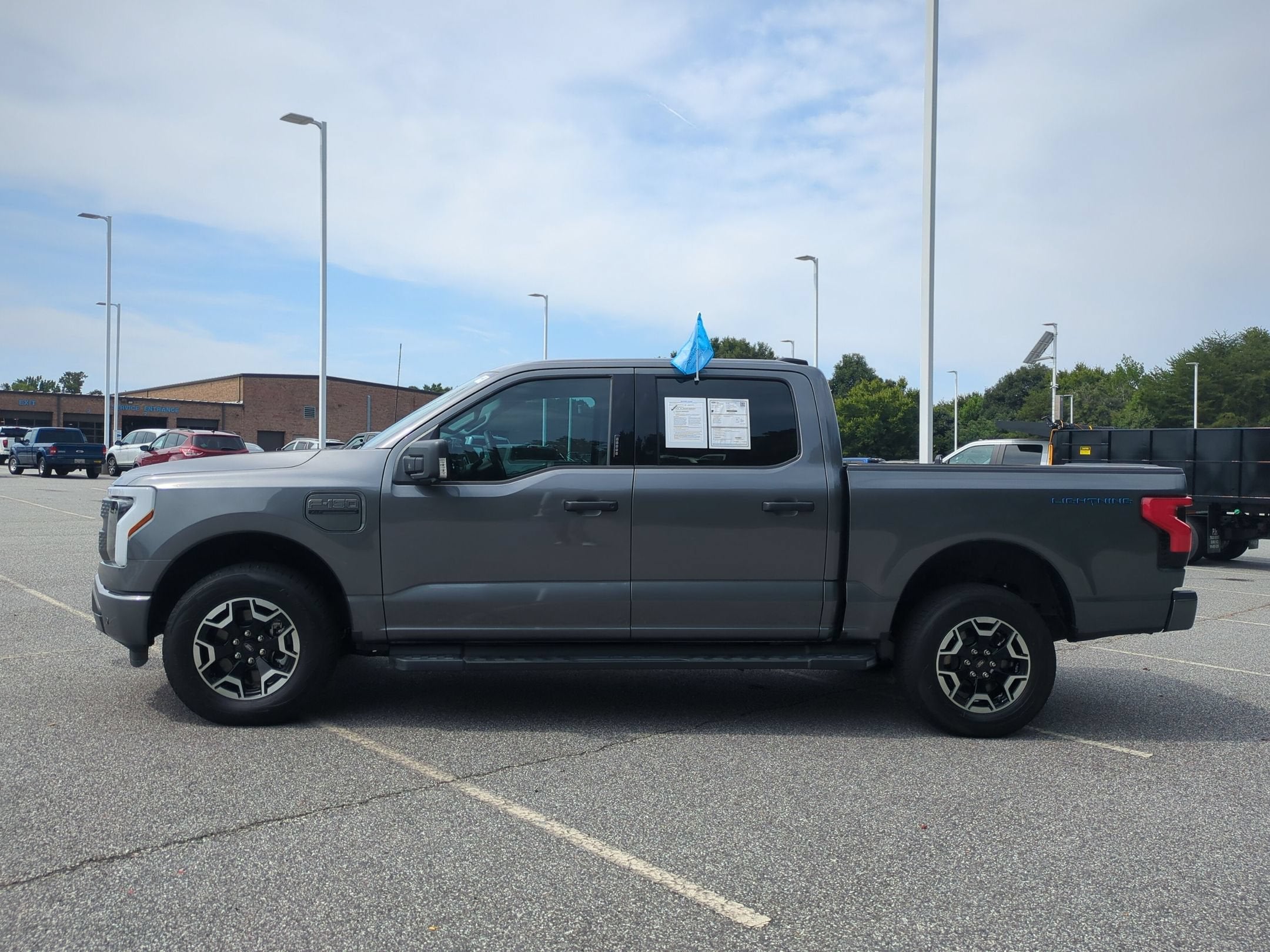 2023 Ford F-150 Lightning XLT