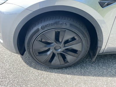 2025 Tesla Model Y Long Range