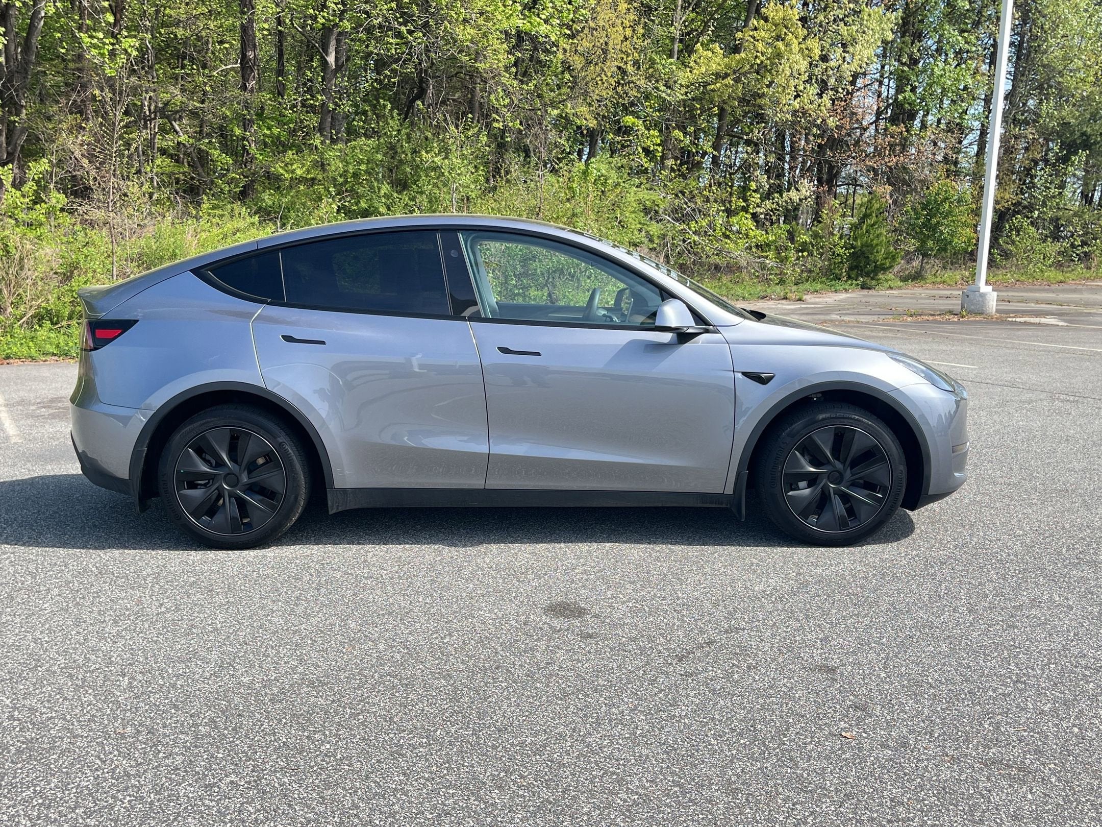 2025 Tesla Model Y Long Range