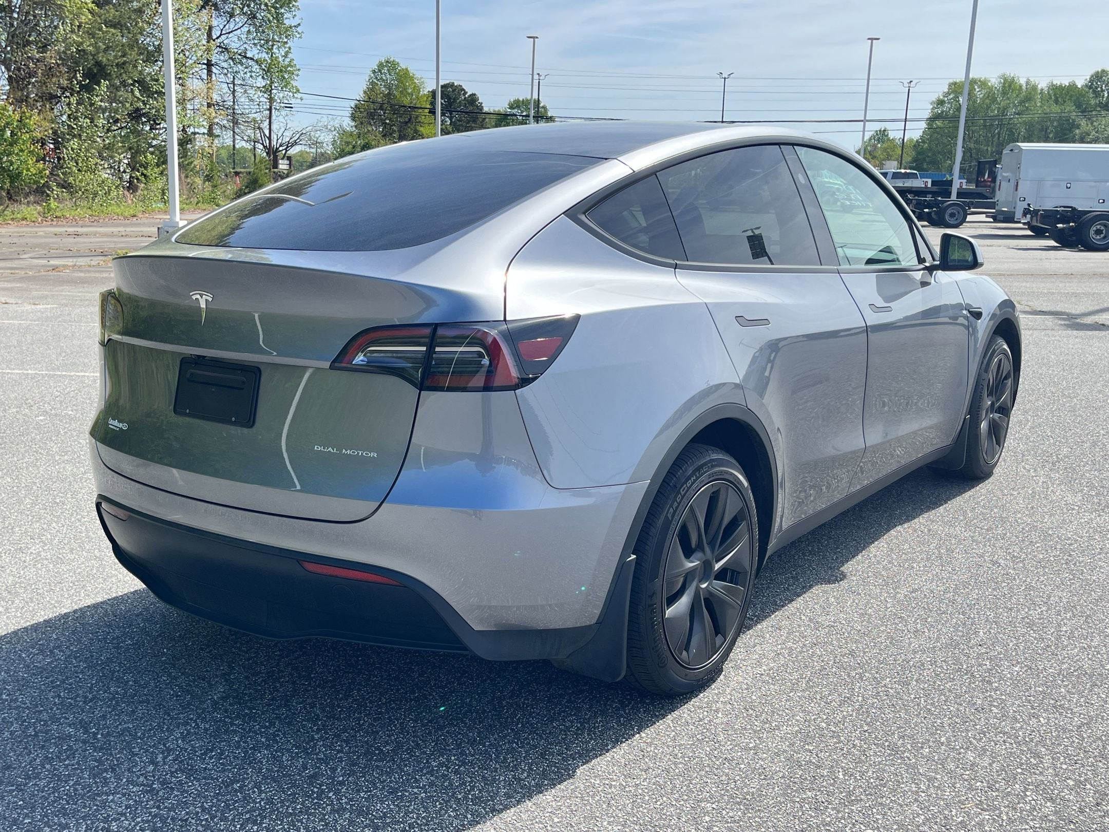 2025 Tesla Model Y Long Range