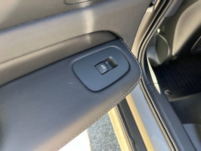 2021 Volvo V60 Cross Country T5