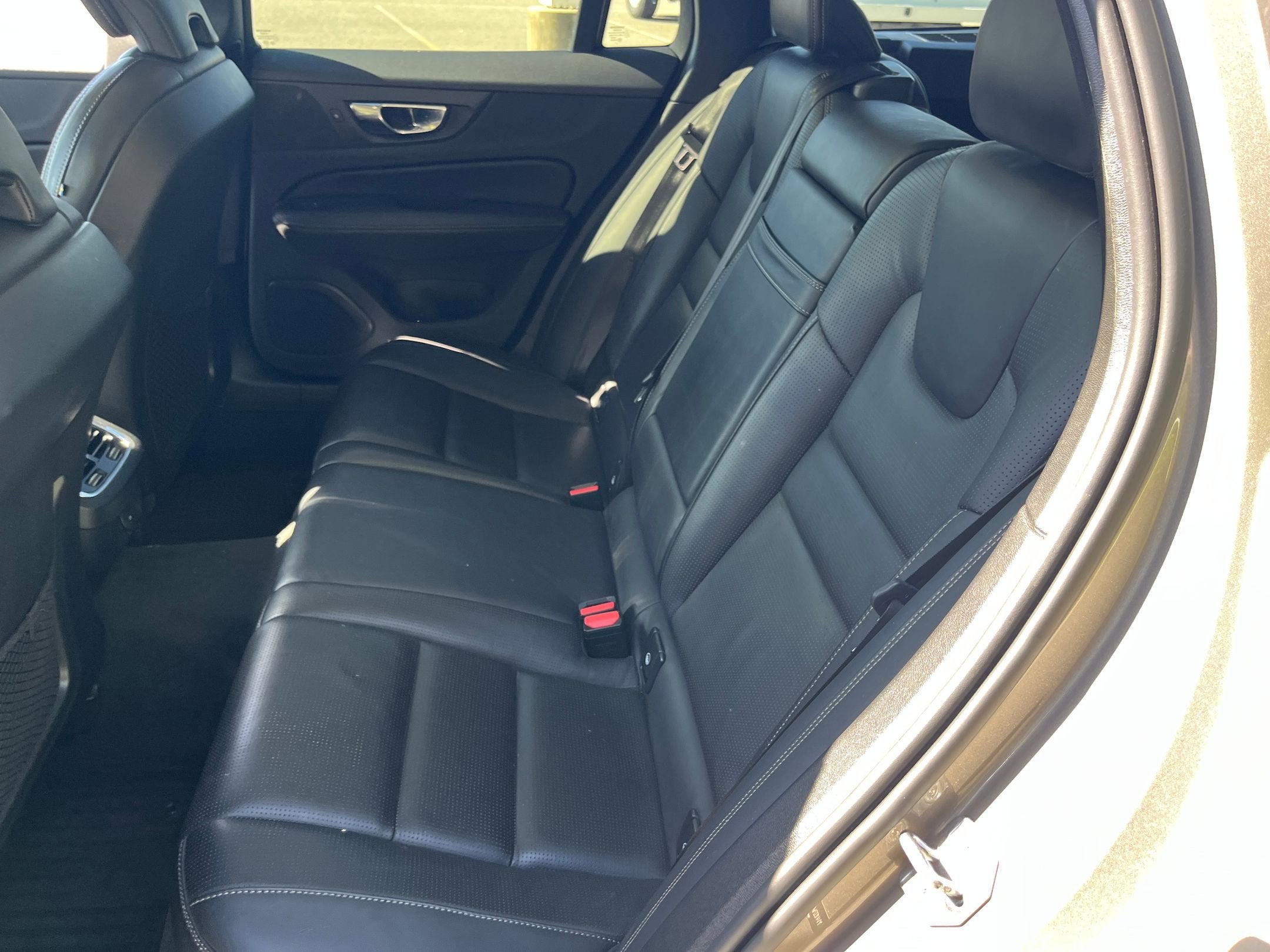 2021 Volvo V60 Cross Country T5