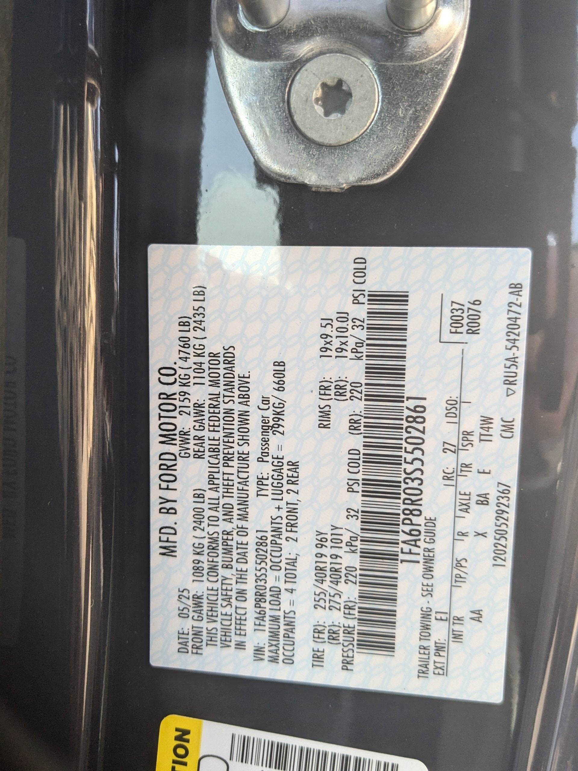 2025 Ford Mustang Dark Horse