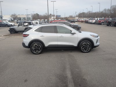 2026 Ford Escape Platinum