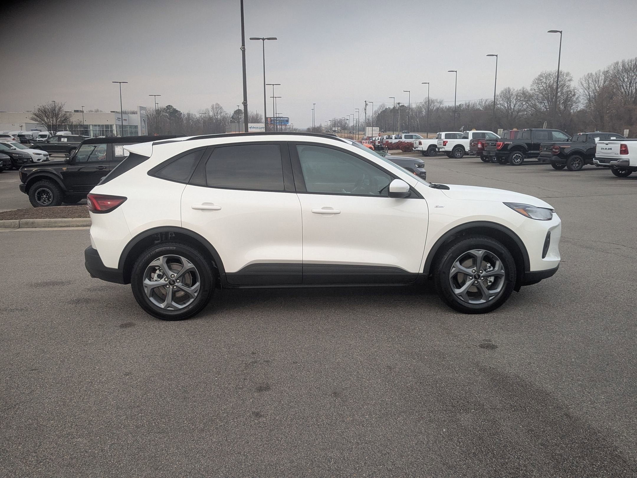 2026 Ford Escape ST-Line Select