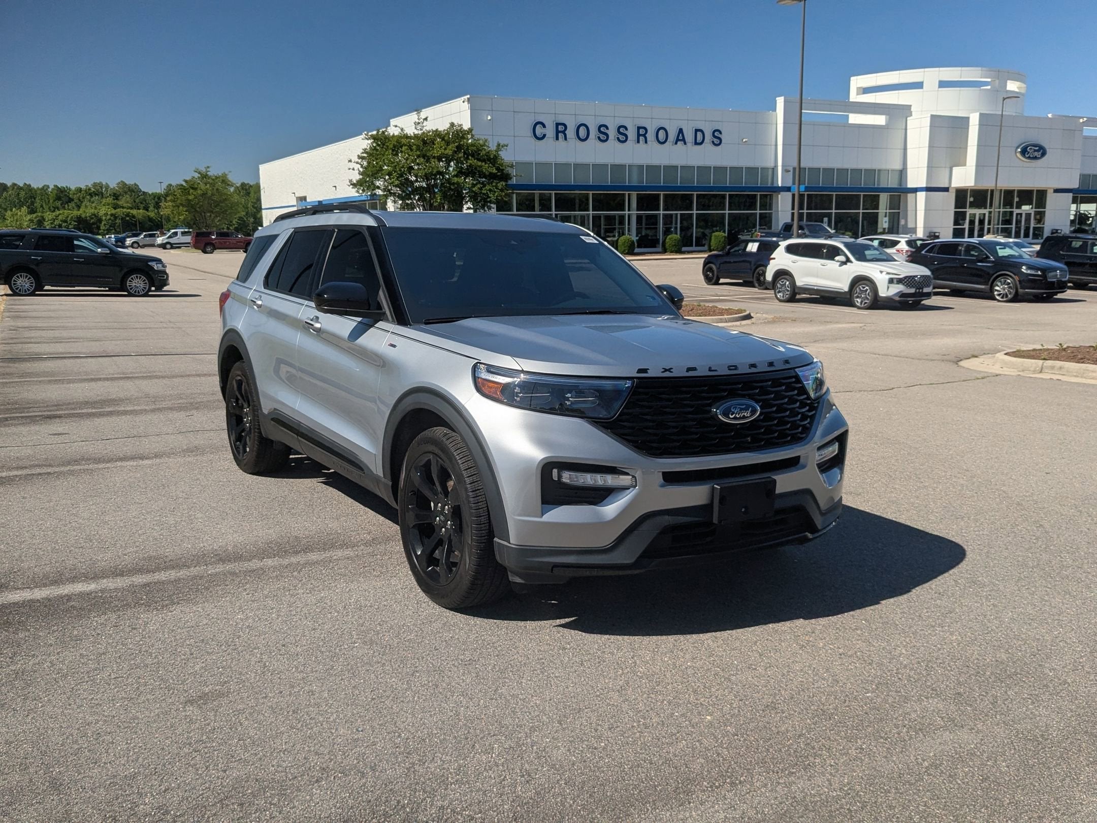 2022 Ford Explorer ST-Line