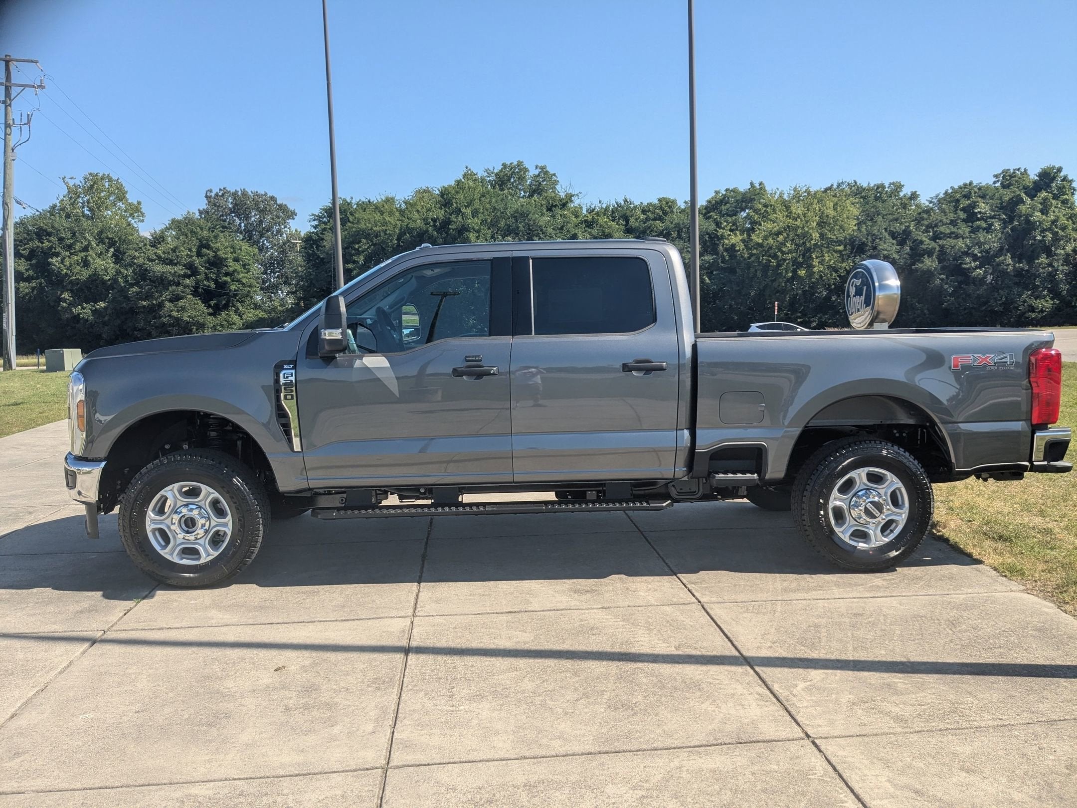 2026 Ford Super Duty F-250 SRW XLT