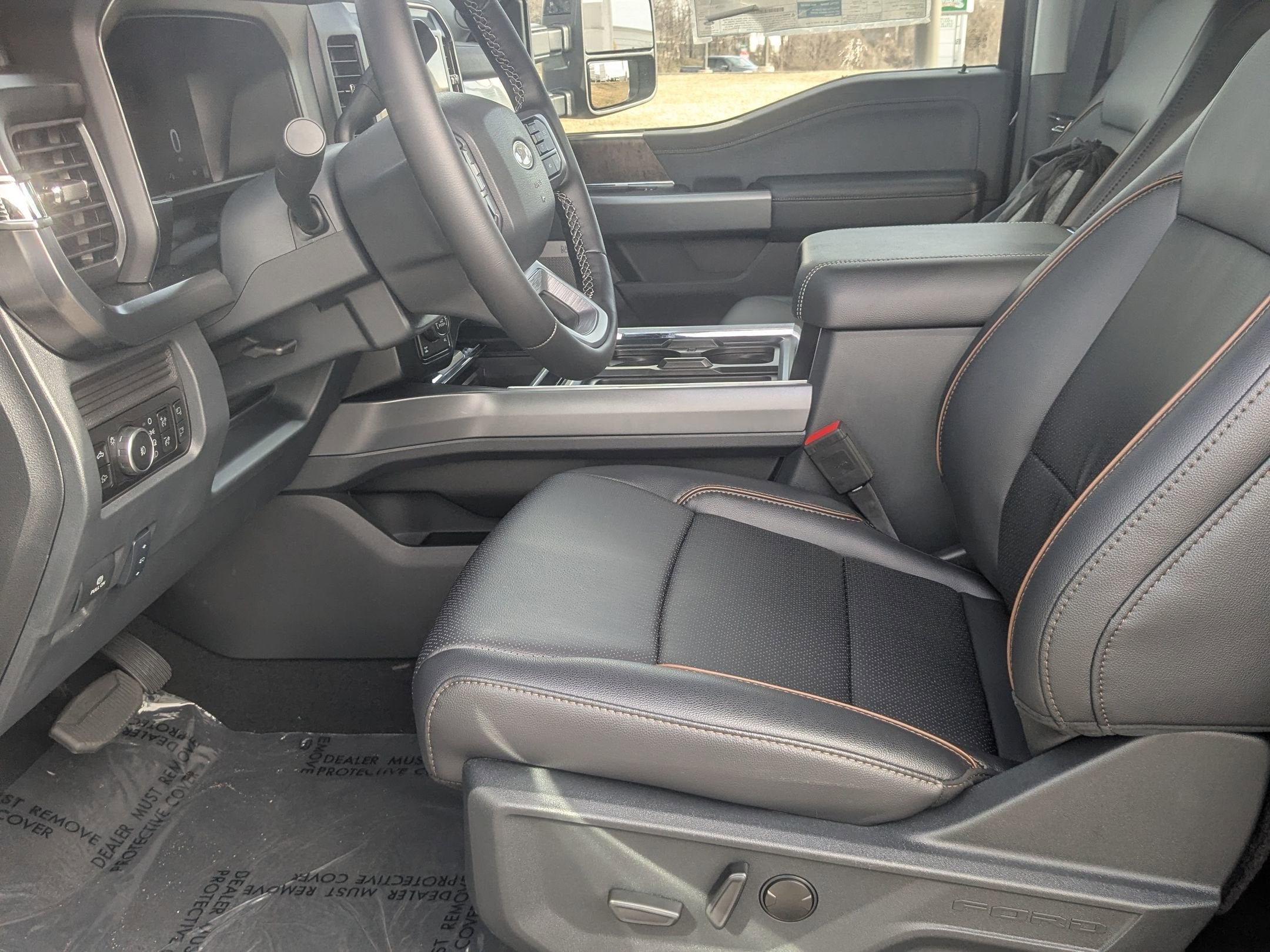 2025 Ford Super Duty F-350 SRW LARIAT