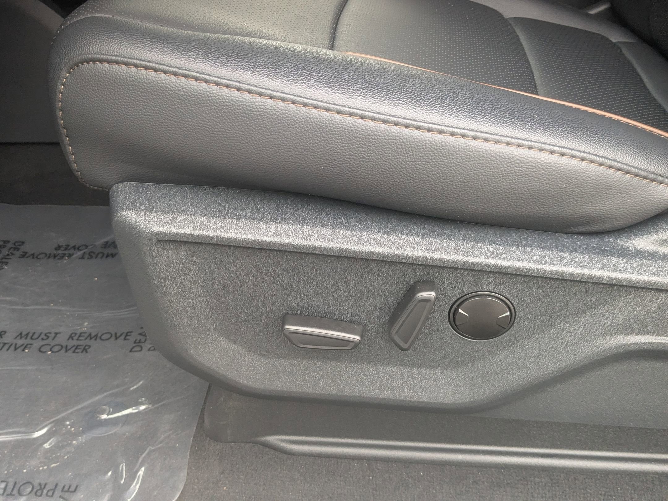 2025 Ford Super Duty F-350 SRW LARIAT