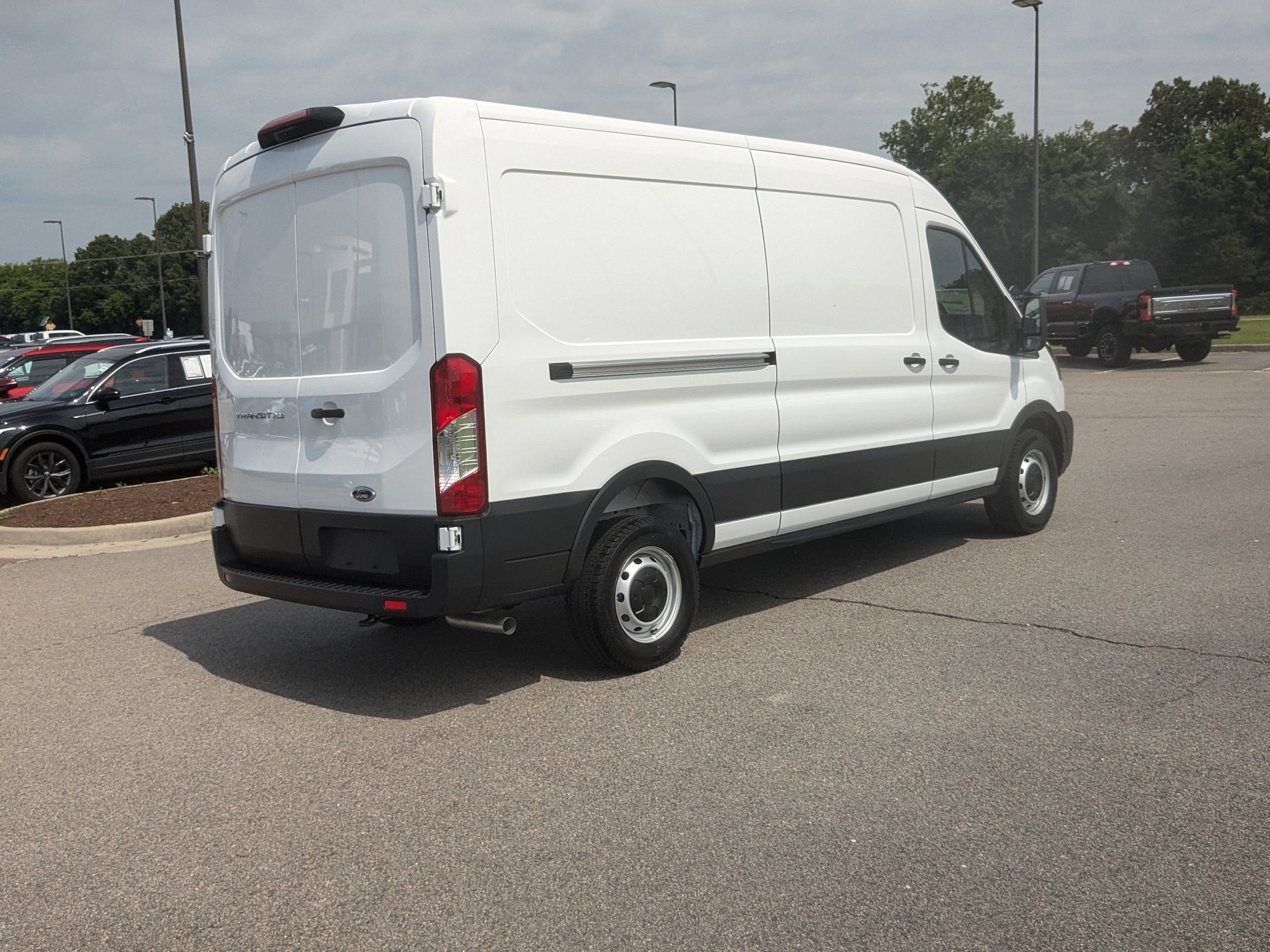 2025 Ford Transit Cargo Van Base