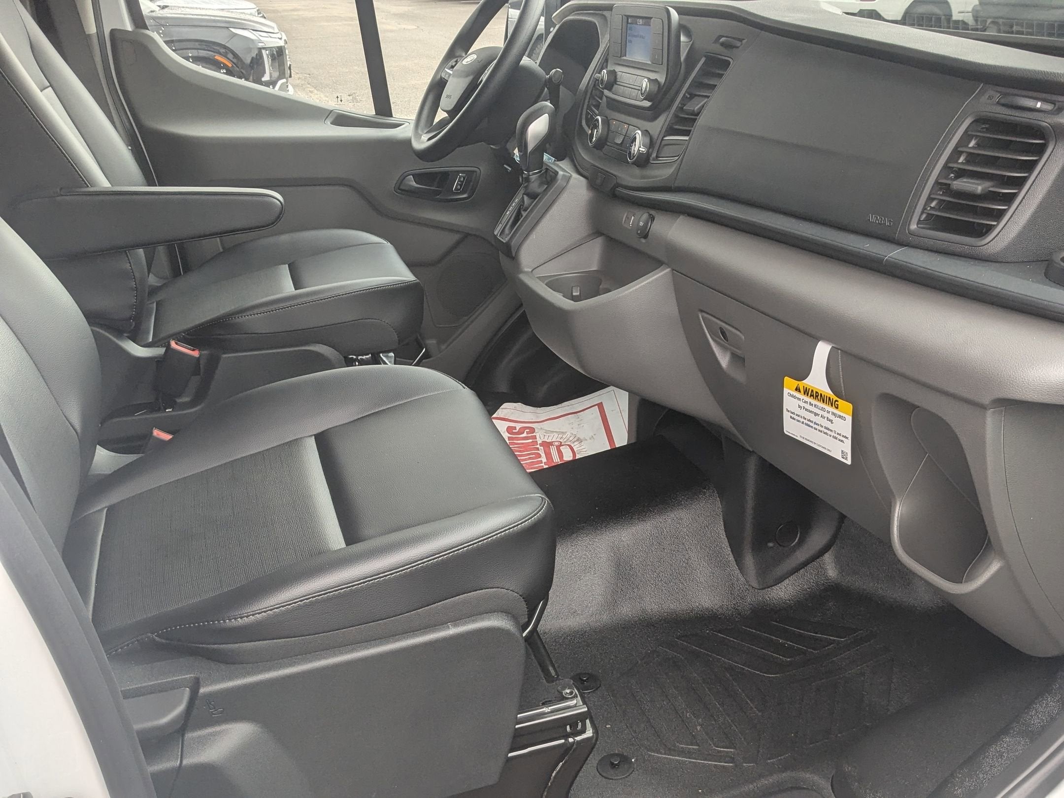 2025 Ford Transit Cargo Van Base