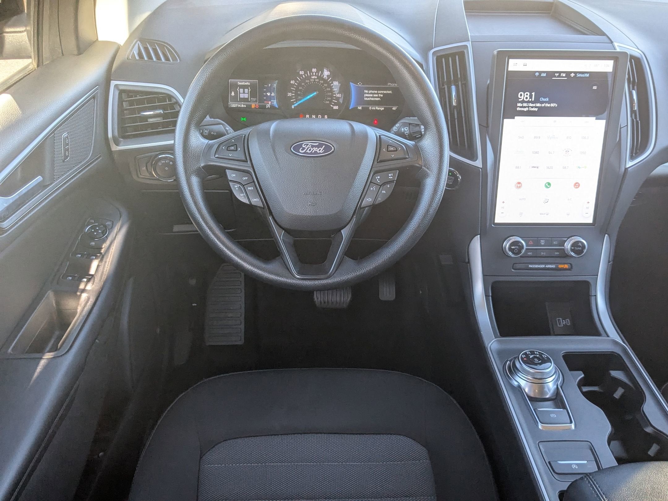 2022 Ford Edge SE