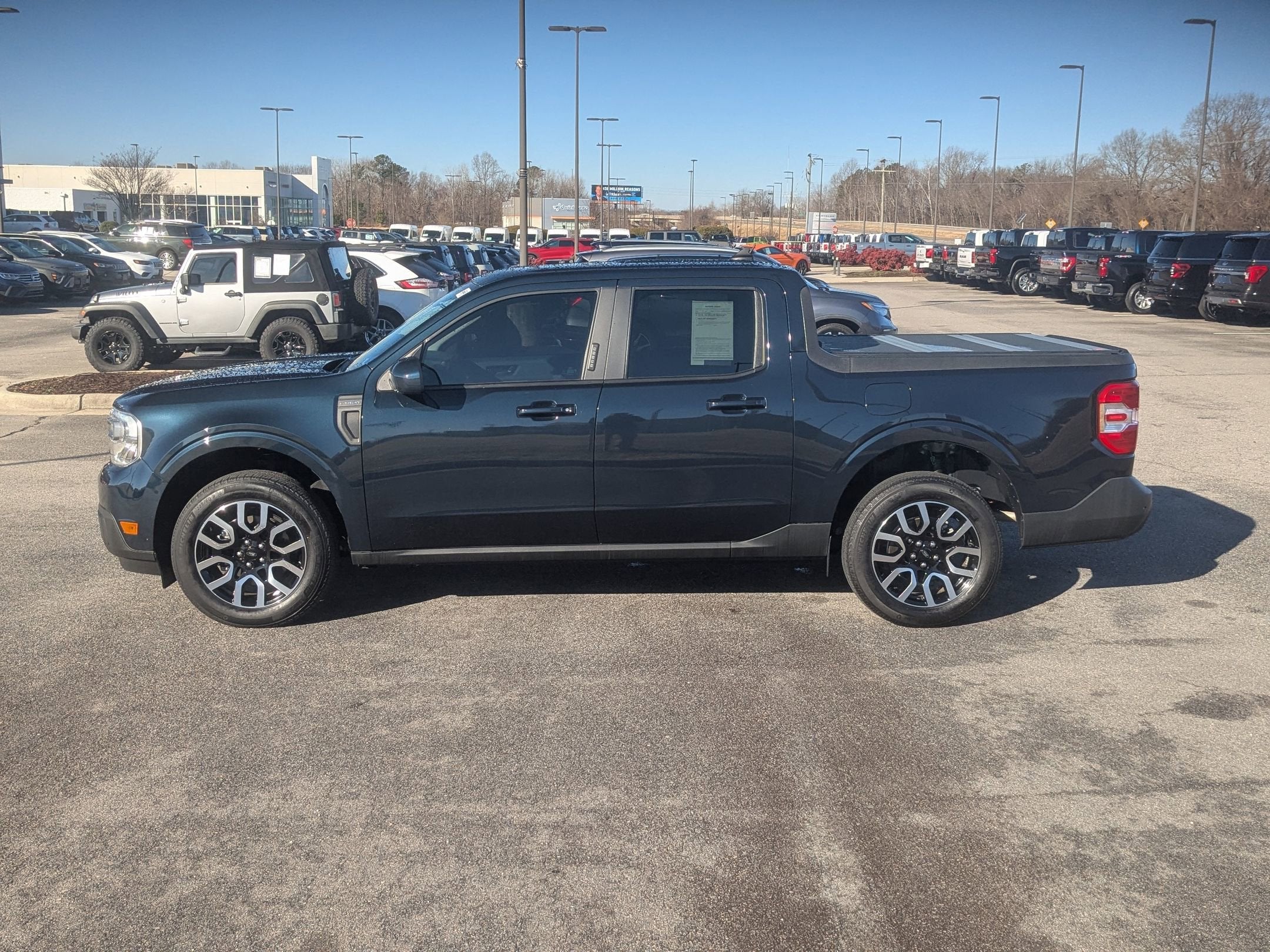 2023 Ford Maverick LARIAT