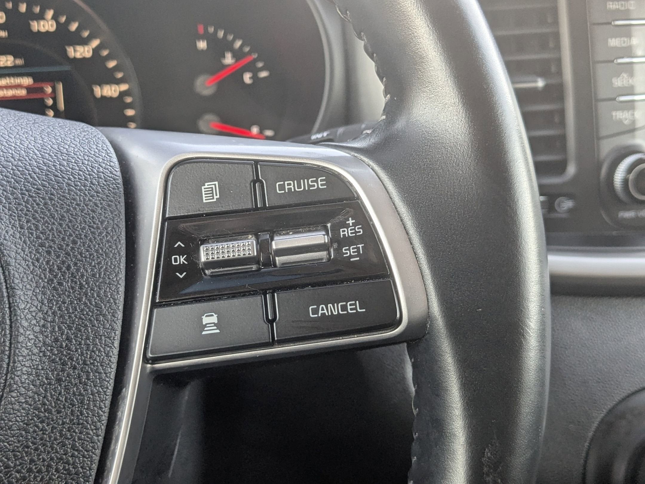 2020 Kia Sorento EX V6