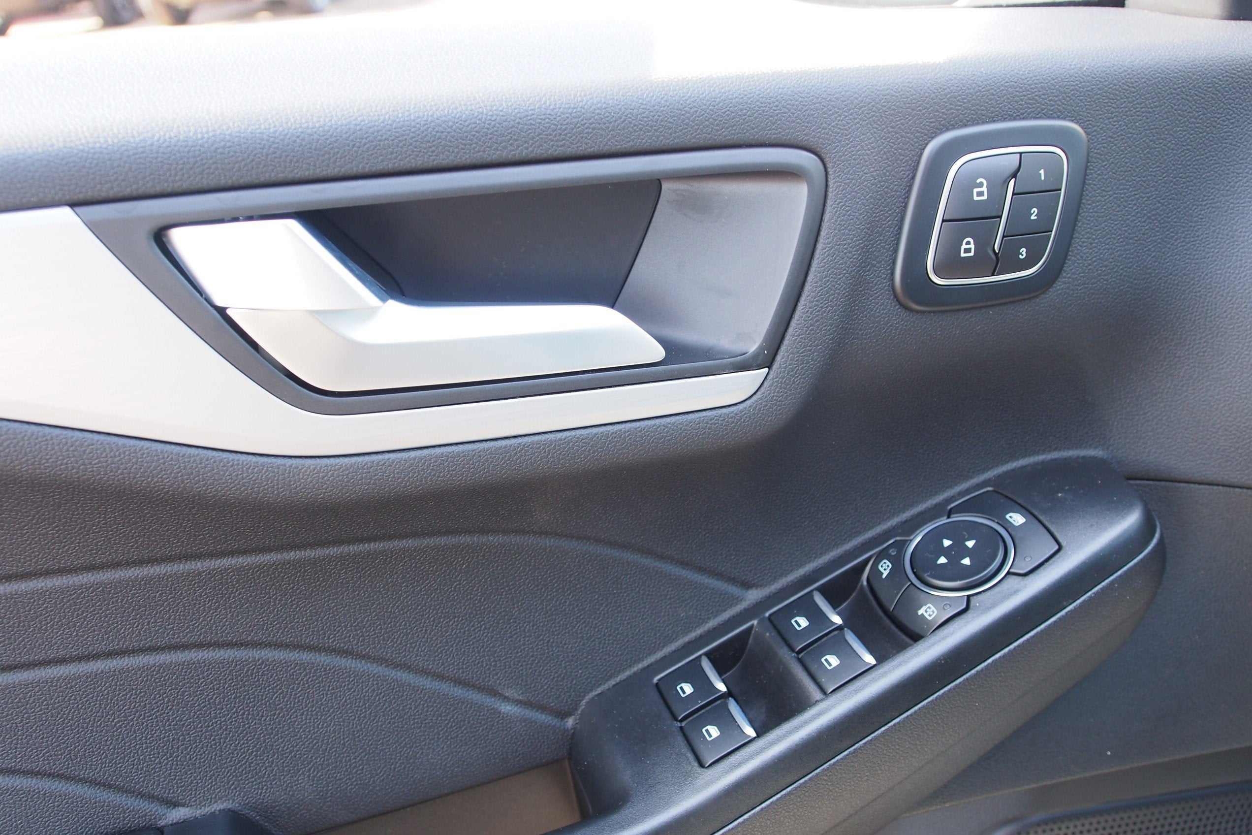 2026 Ford Escape Platinum