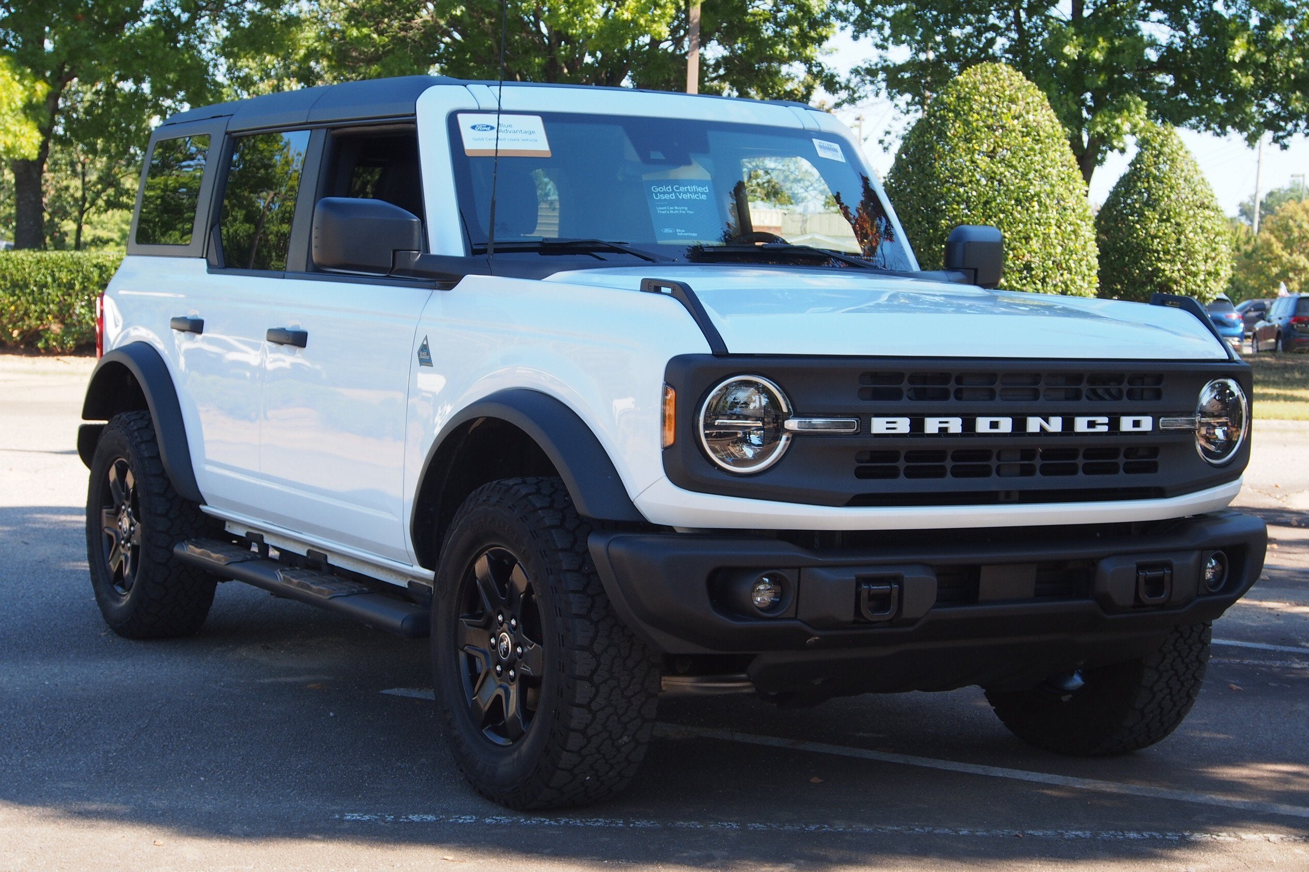 2023 Ford Bronco 4-Door Black Diamond