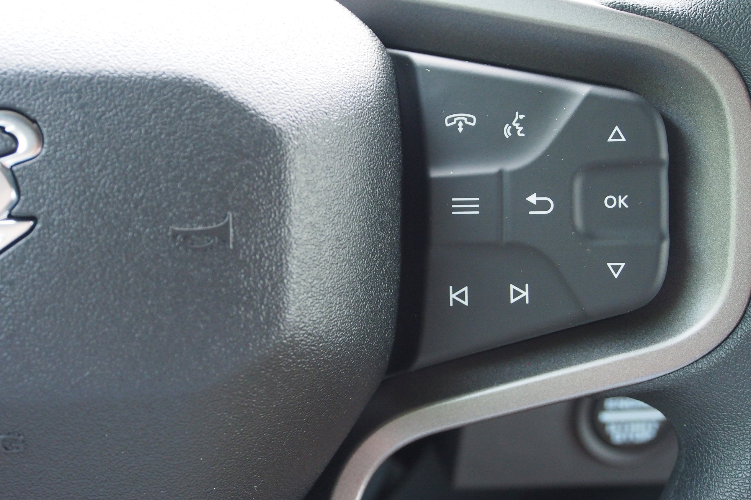 2025 Ford Bronco Base - Crossroads Courtesy Demo