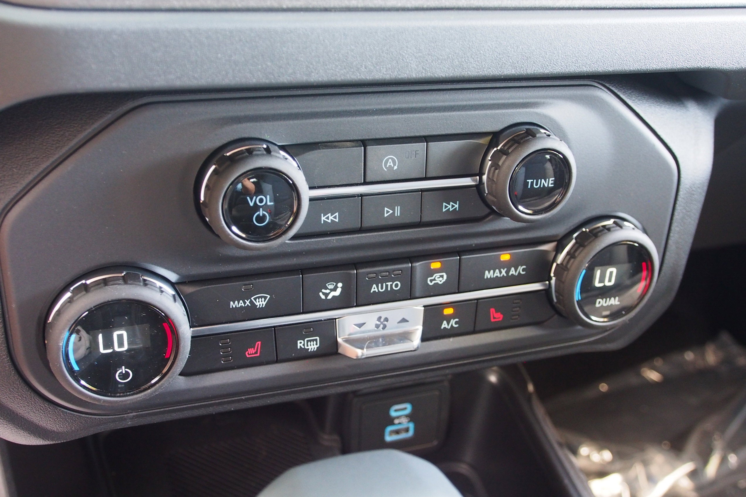 2025 Ford Bronco Big Bend - Crossroads Courtesy Demo