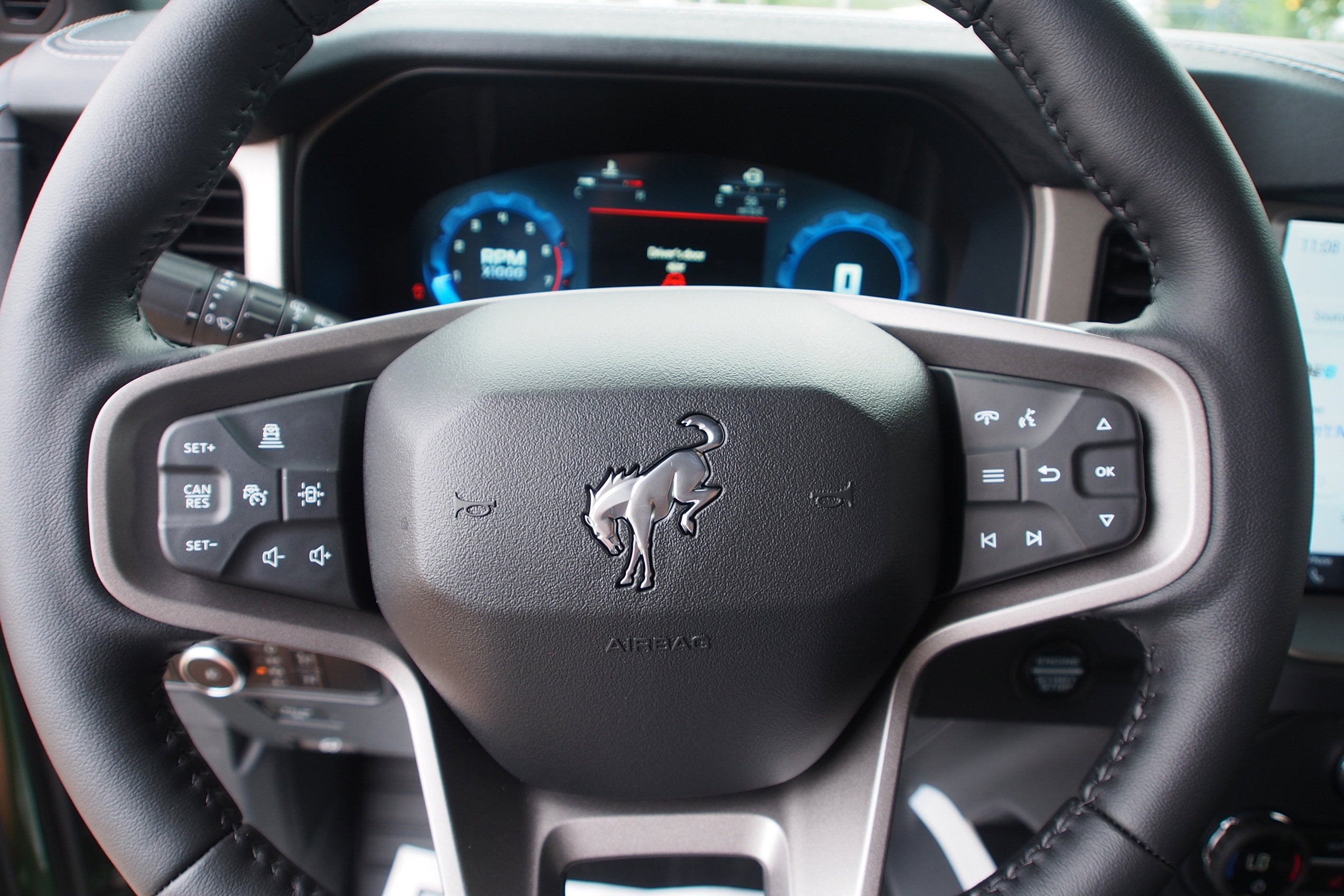 2025 Ford Bronco Outer Banks - Crossroads Courtesy Demo