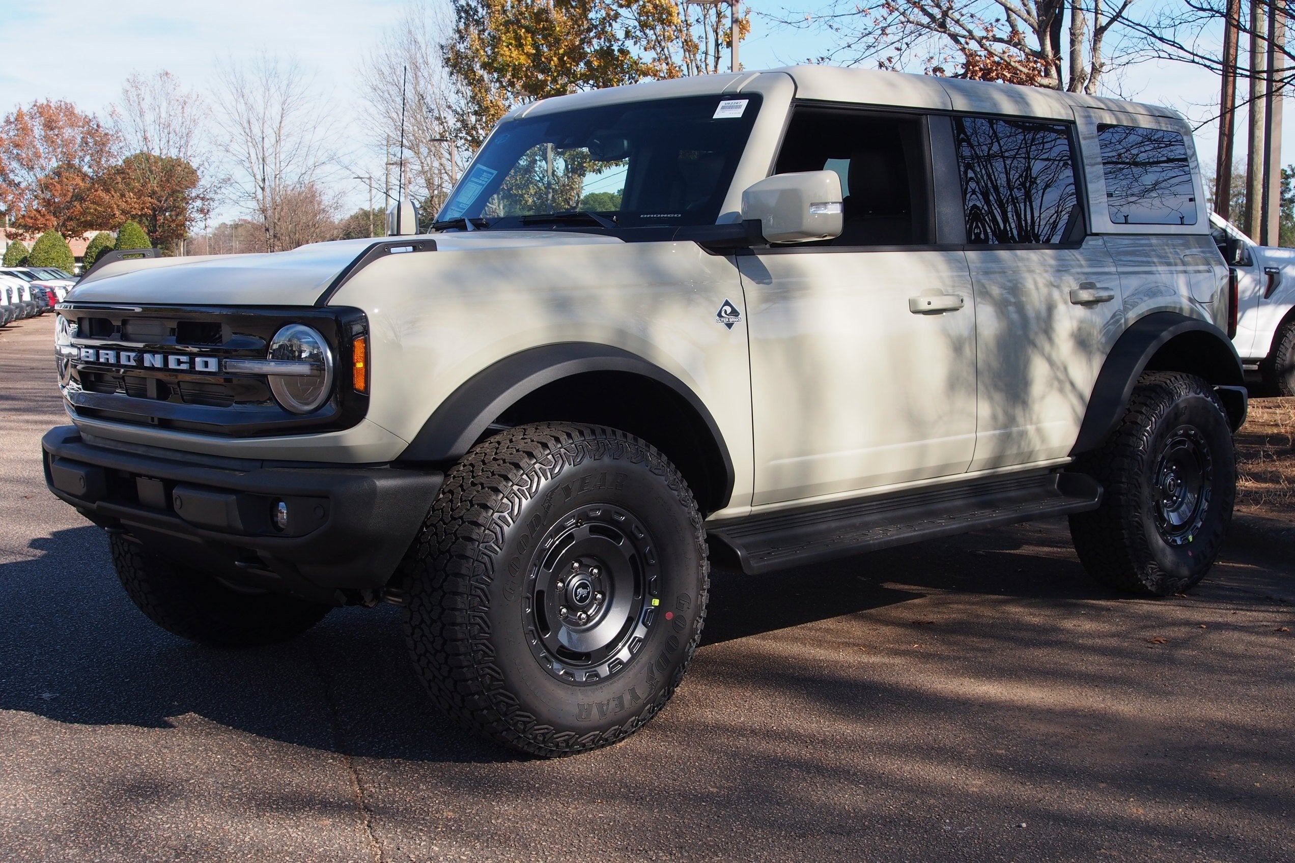 2025 Ford Bronco Outer Banks