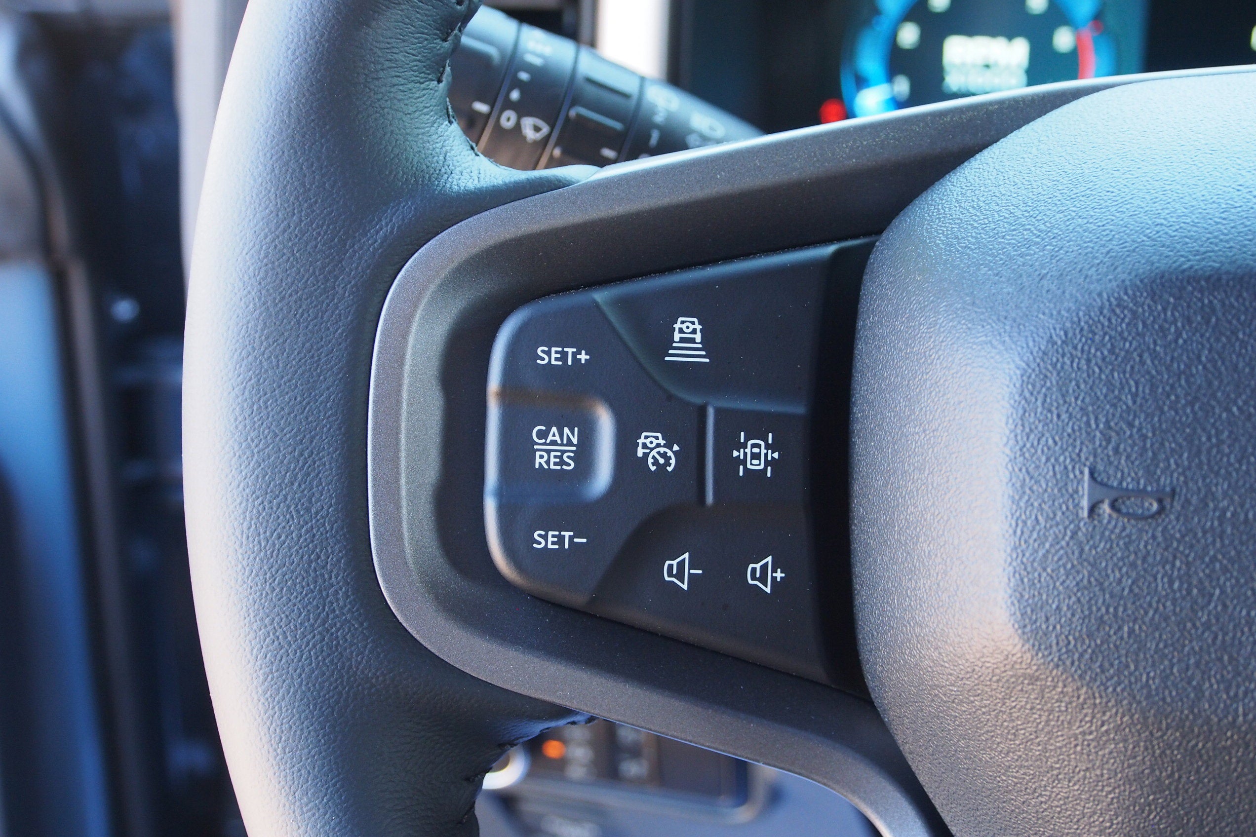 2025 Ford Bronco Outer Banks - Crossroads Courtesy Demo