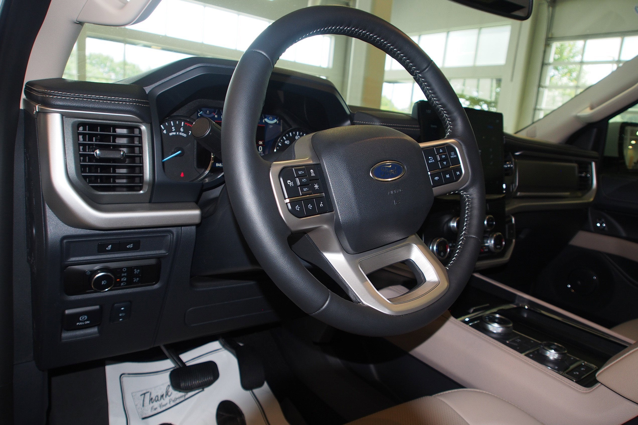 2024 Ford Expedition Max XLT