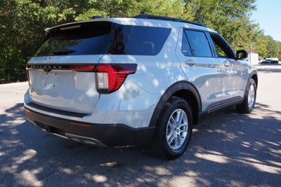 2027 Ford Explorer Active w/200A Pkg