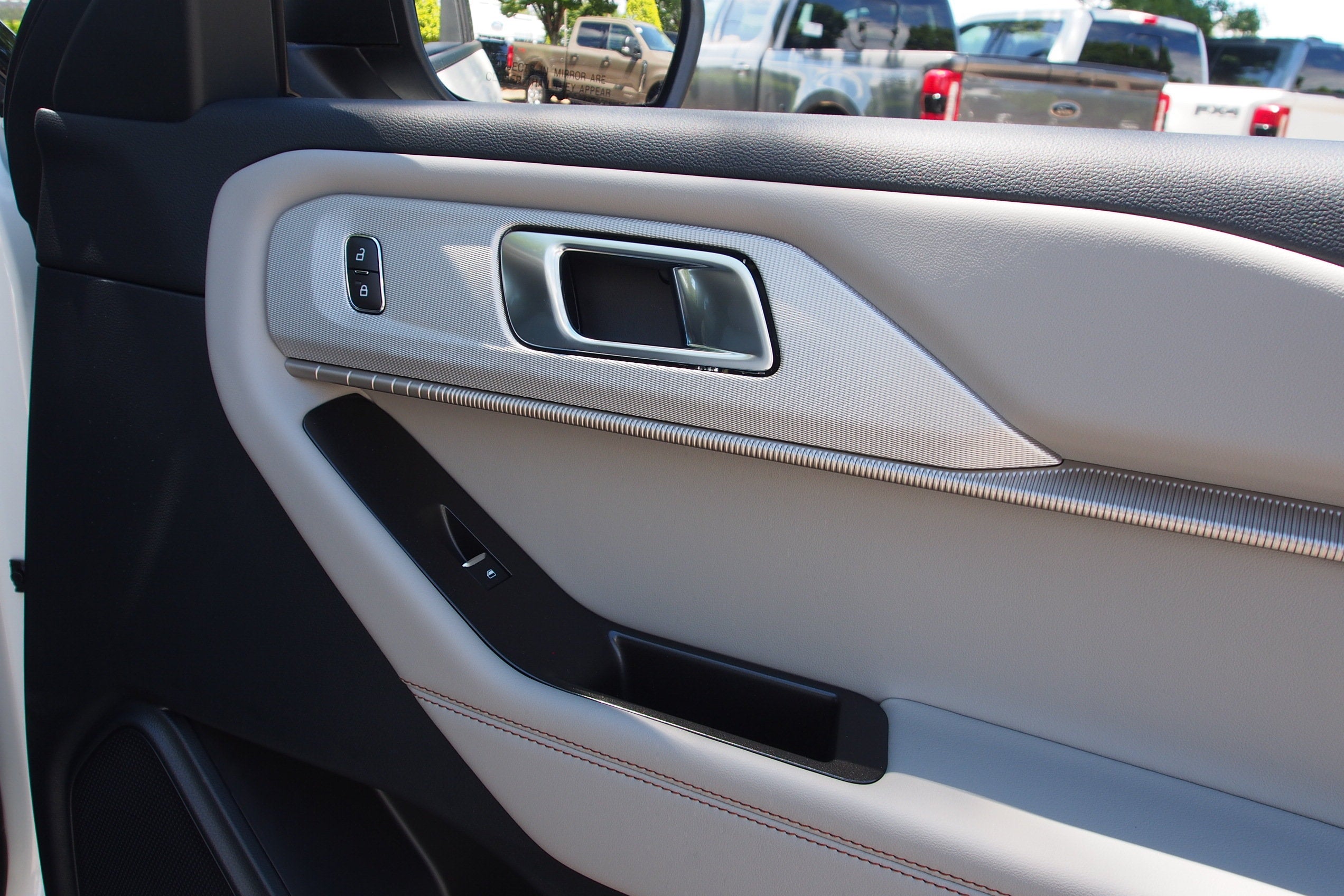 2026 Ford Explorer Platinum - Crossroads Courtesy Demo