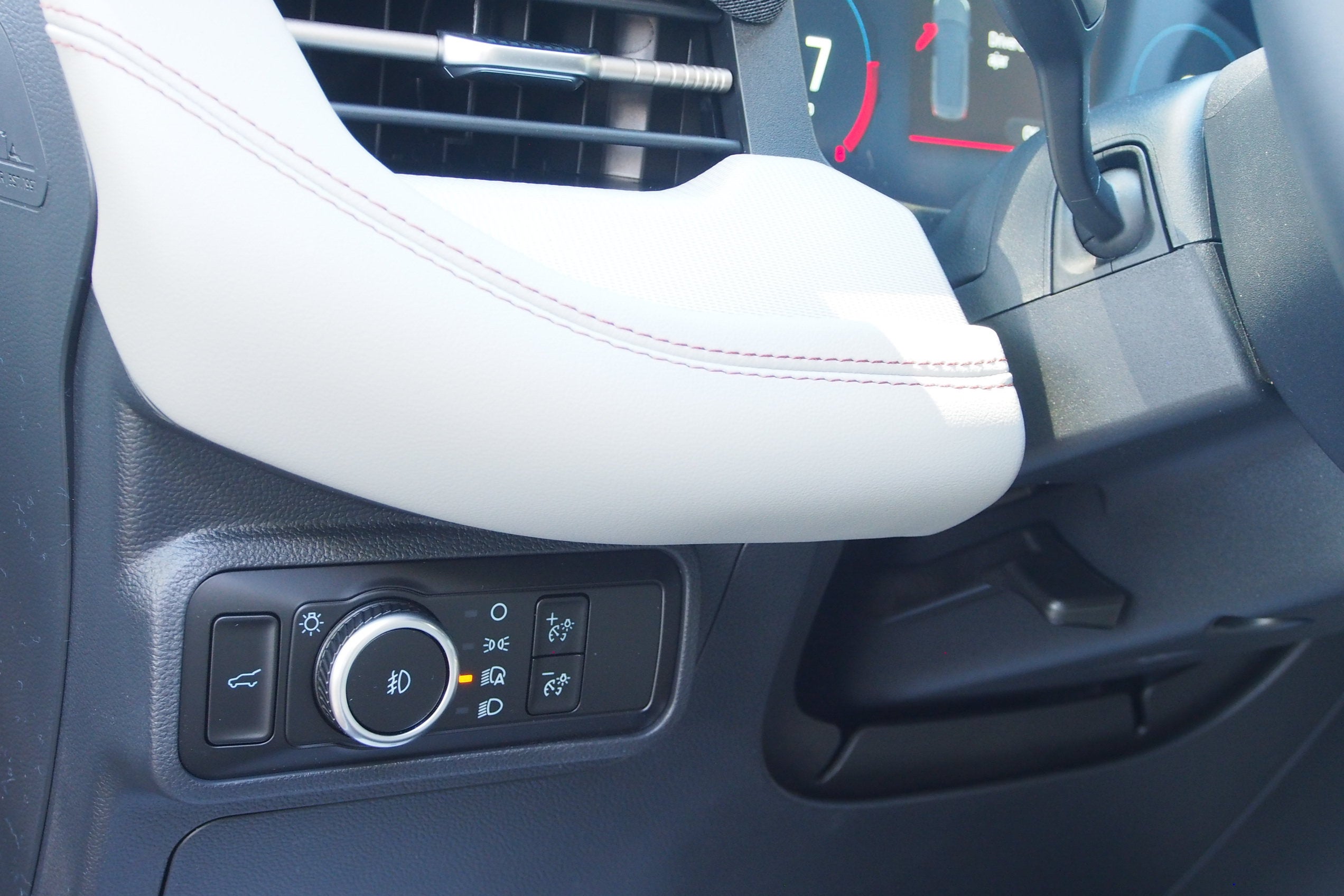 2026 Ford Explorer Platinum - Crossroads Courtesy Demo