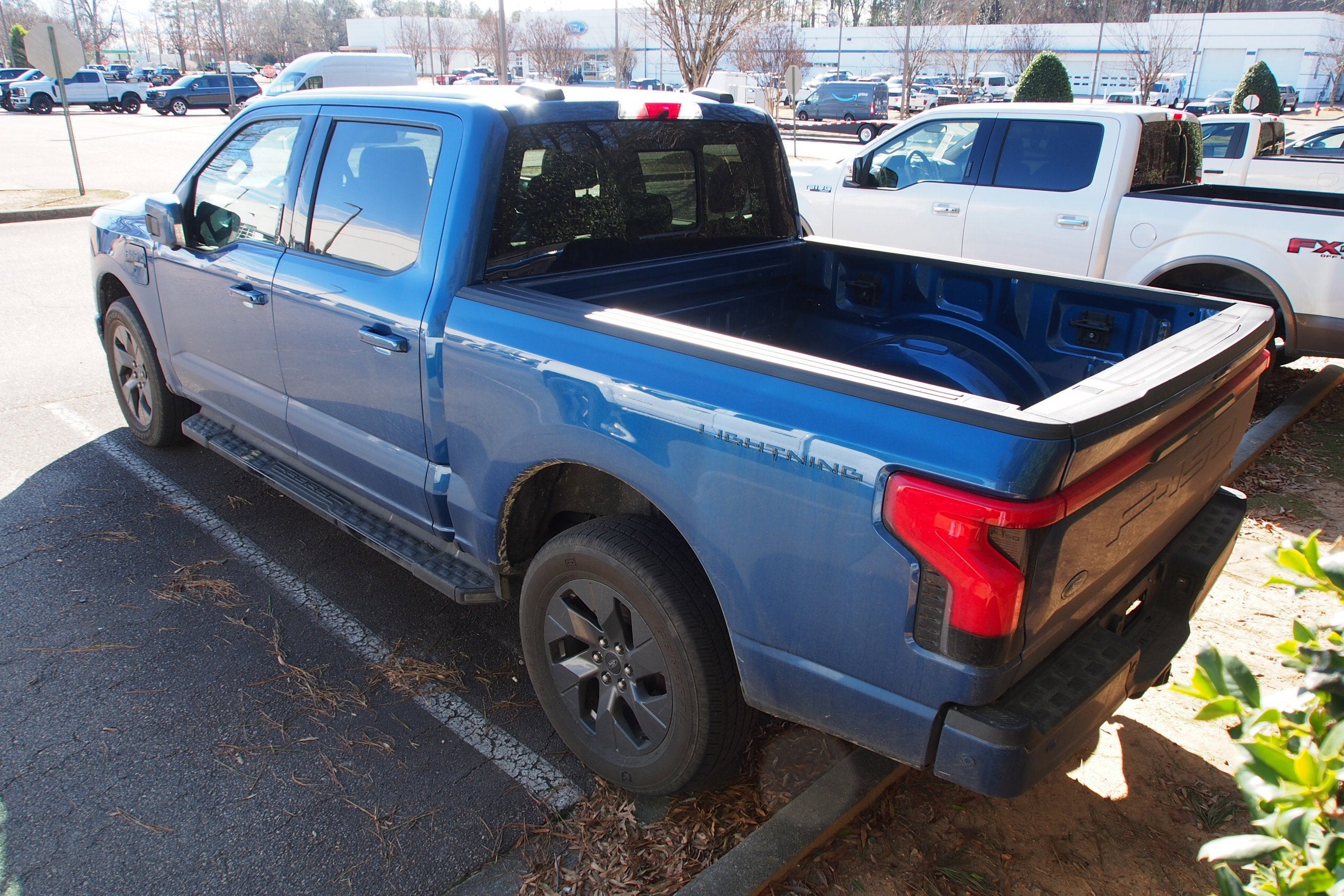2022 Ford F-150 Lightning LARIAT