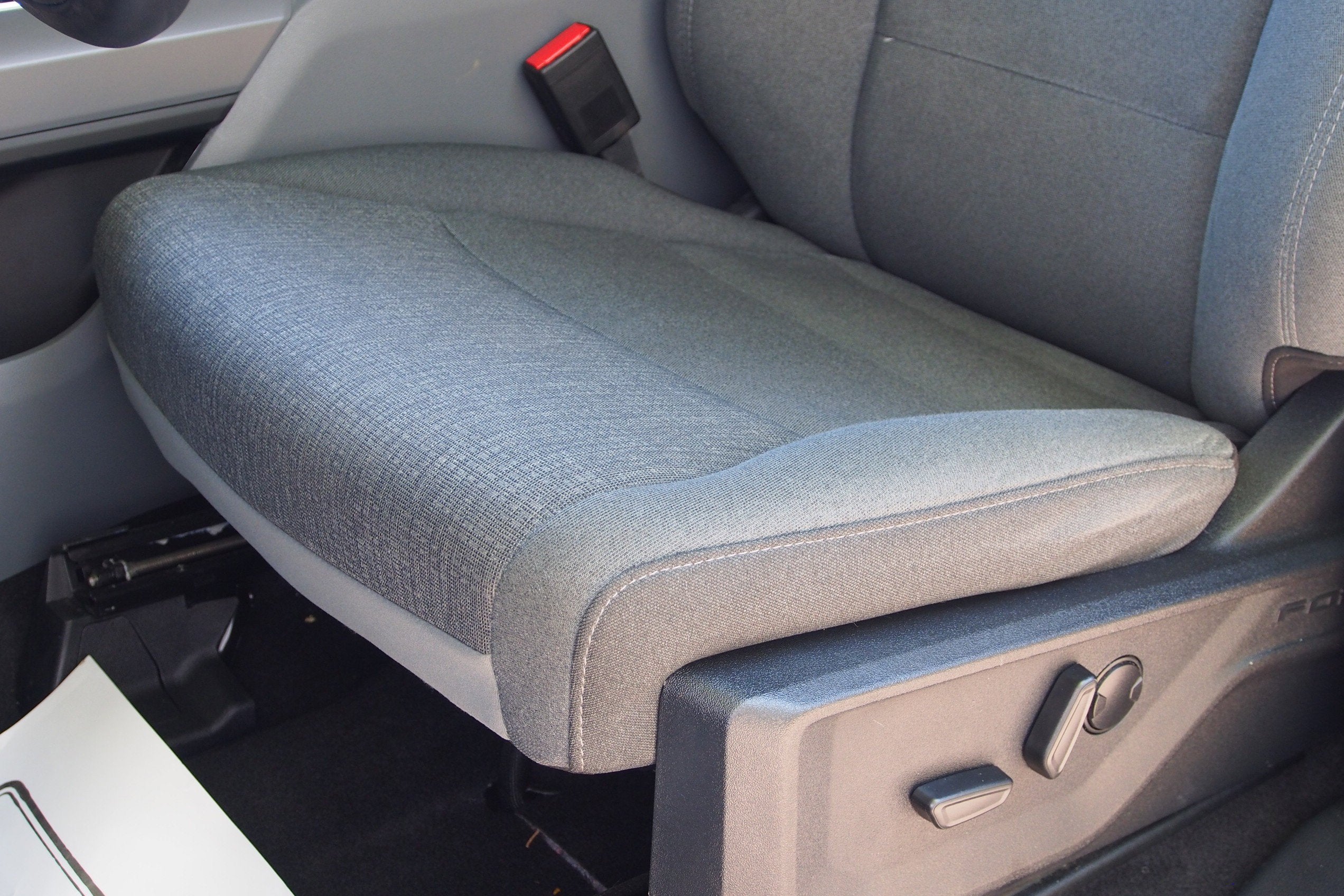 2024 Ford F-150 Lightning Flash