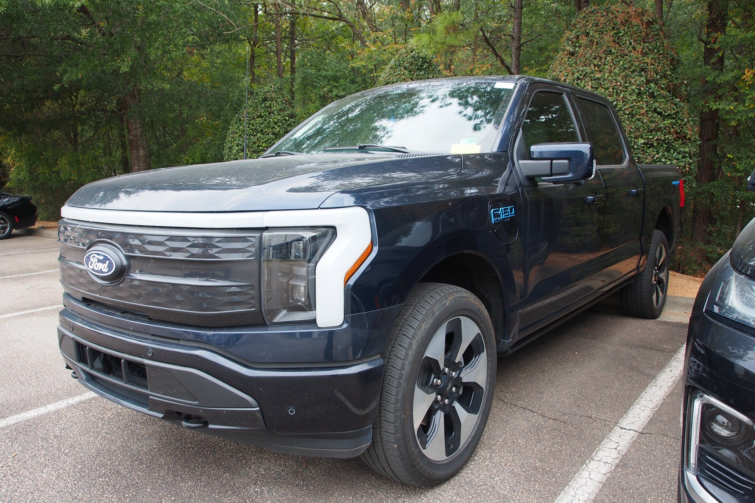 2024 Ford F-150 Lightning Platinum