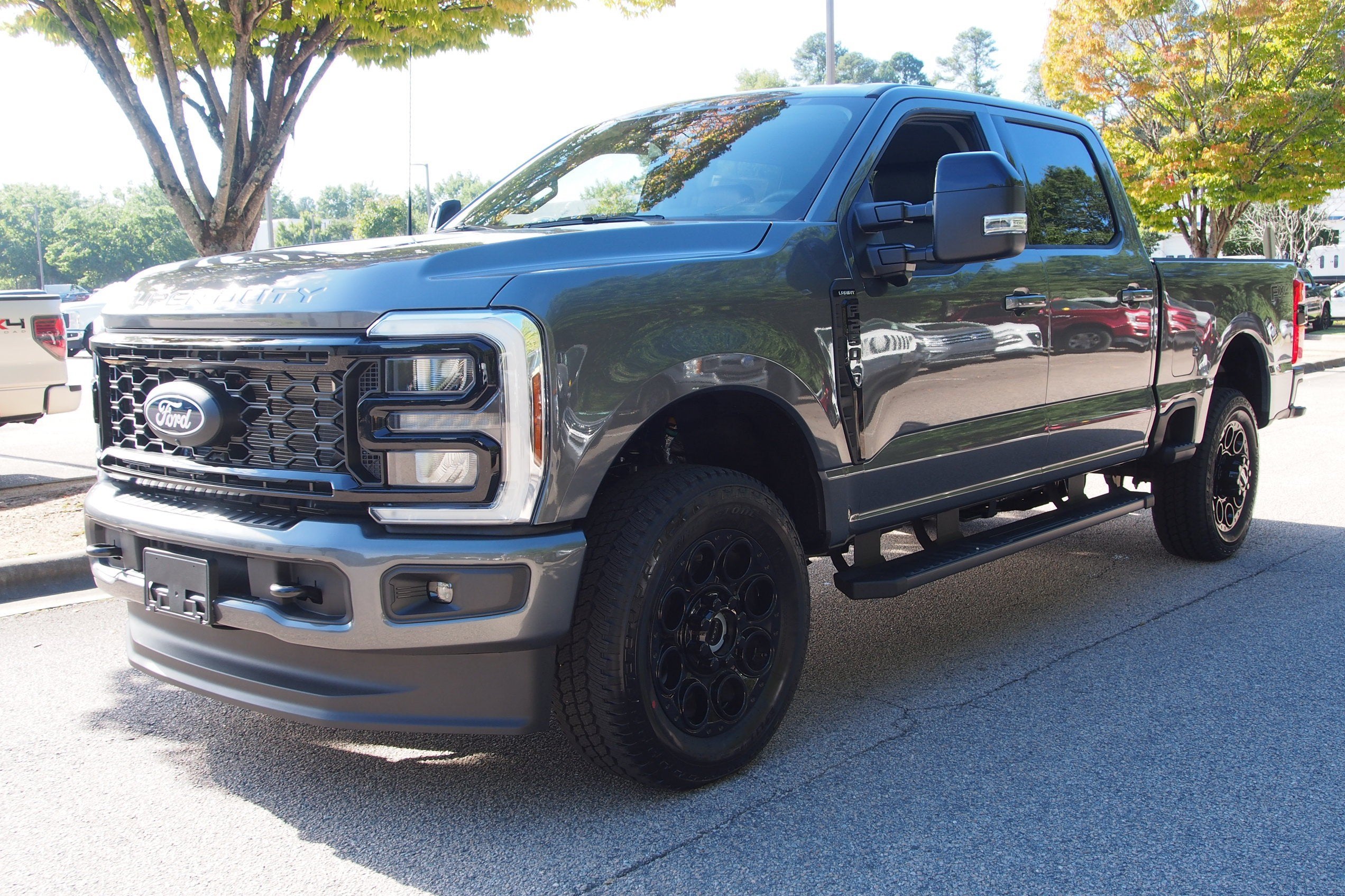 2027 Ford Super Duty F-250 SRW LARIAT