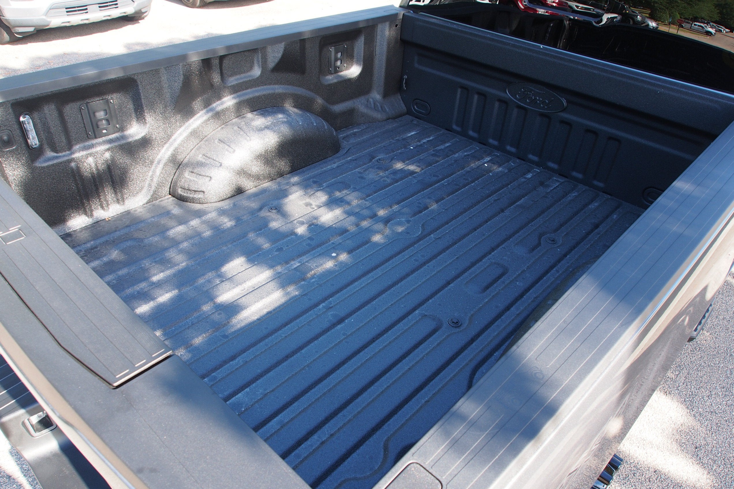 2027 Ford Super Duty F-250 SRW LARIAT
