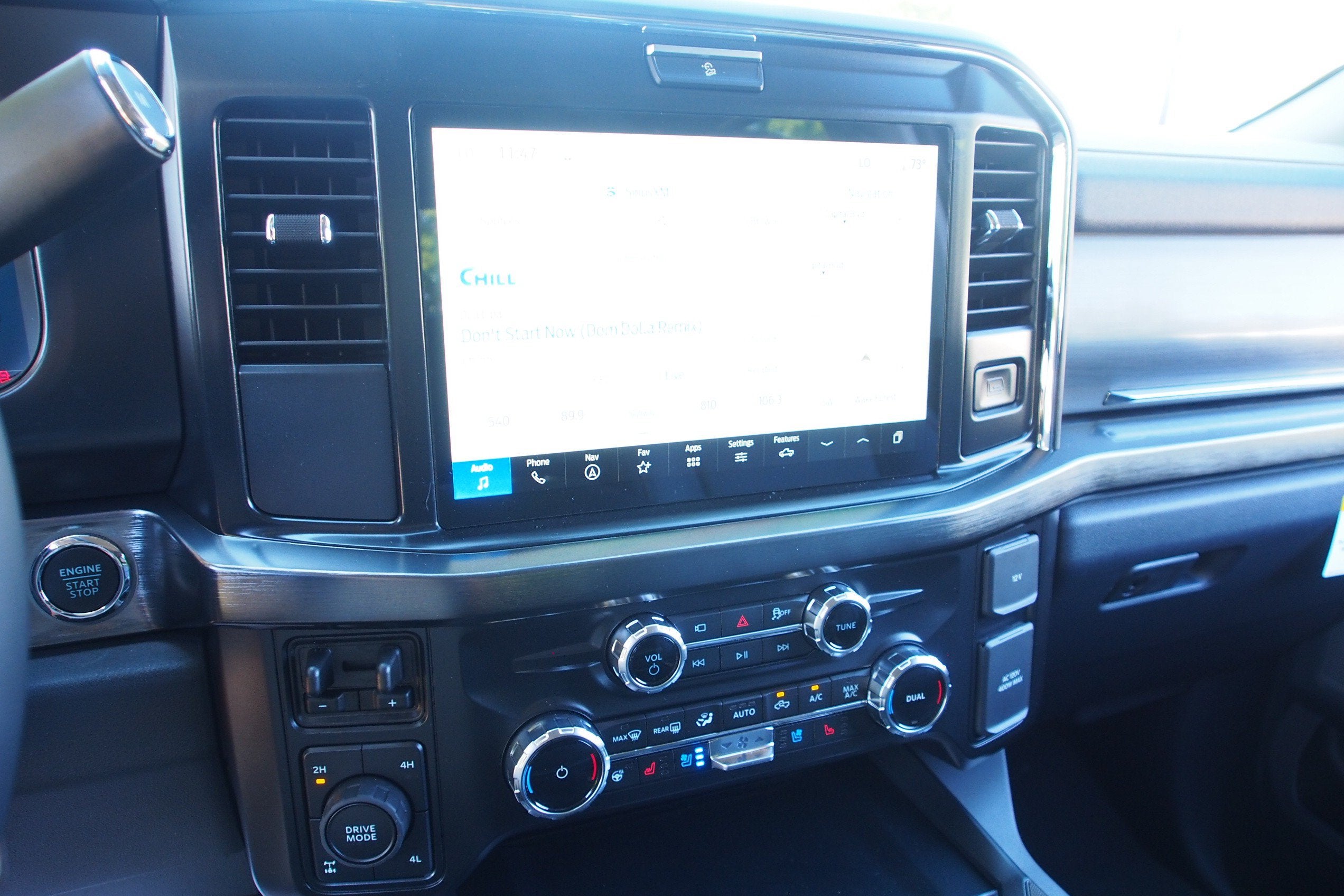 2027 Ford Super Duty F-250 SRW LARIAT