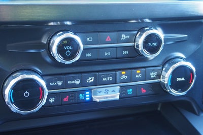 2027 Ford Super Duty F-250 SRW LARIAT