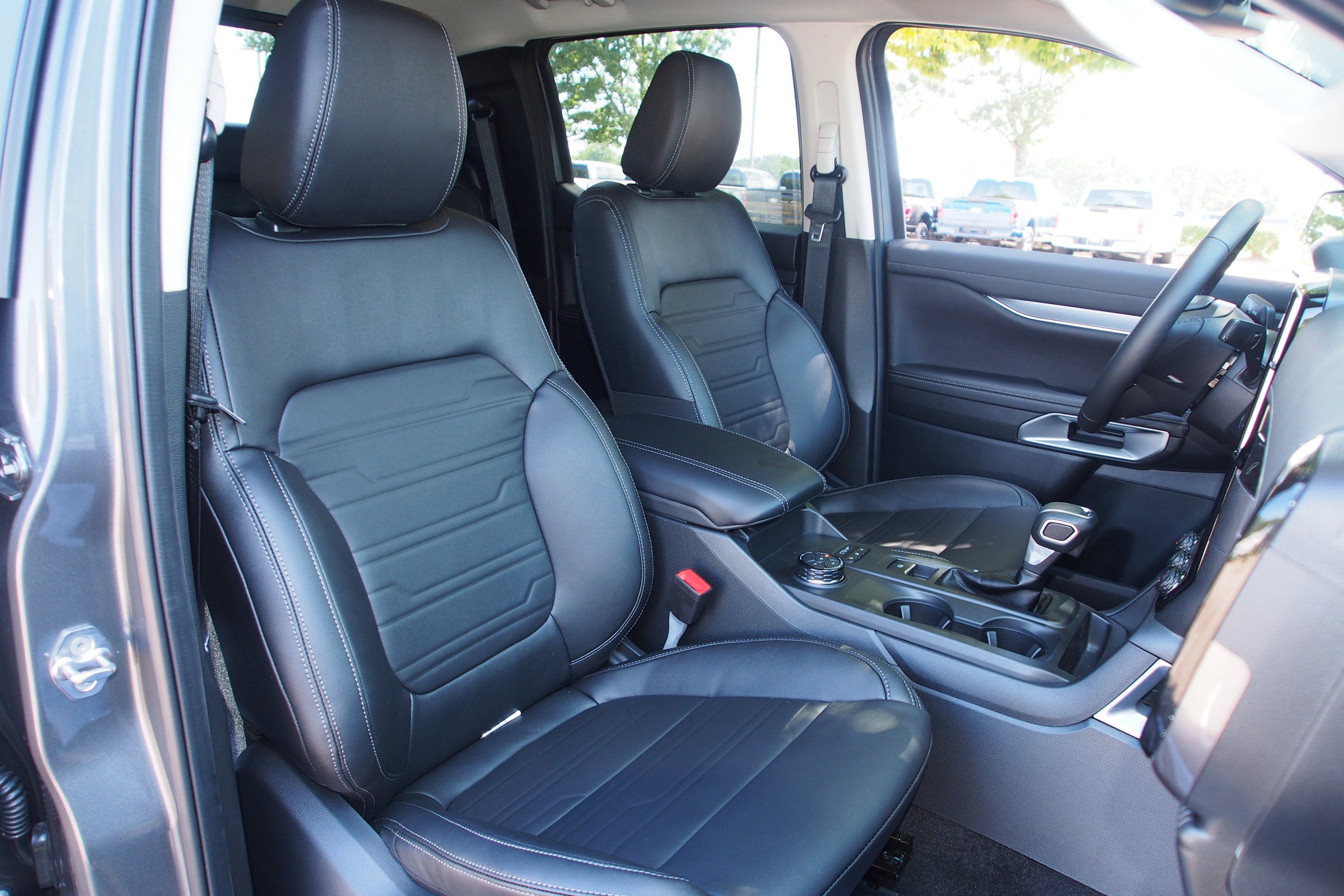 2025 Ford Ranger LARIAT - Crossroads Courtesy Demo