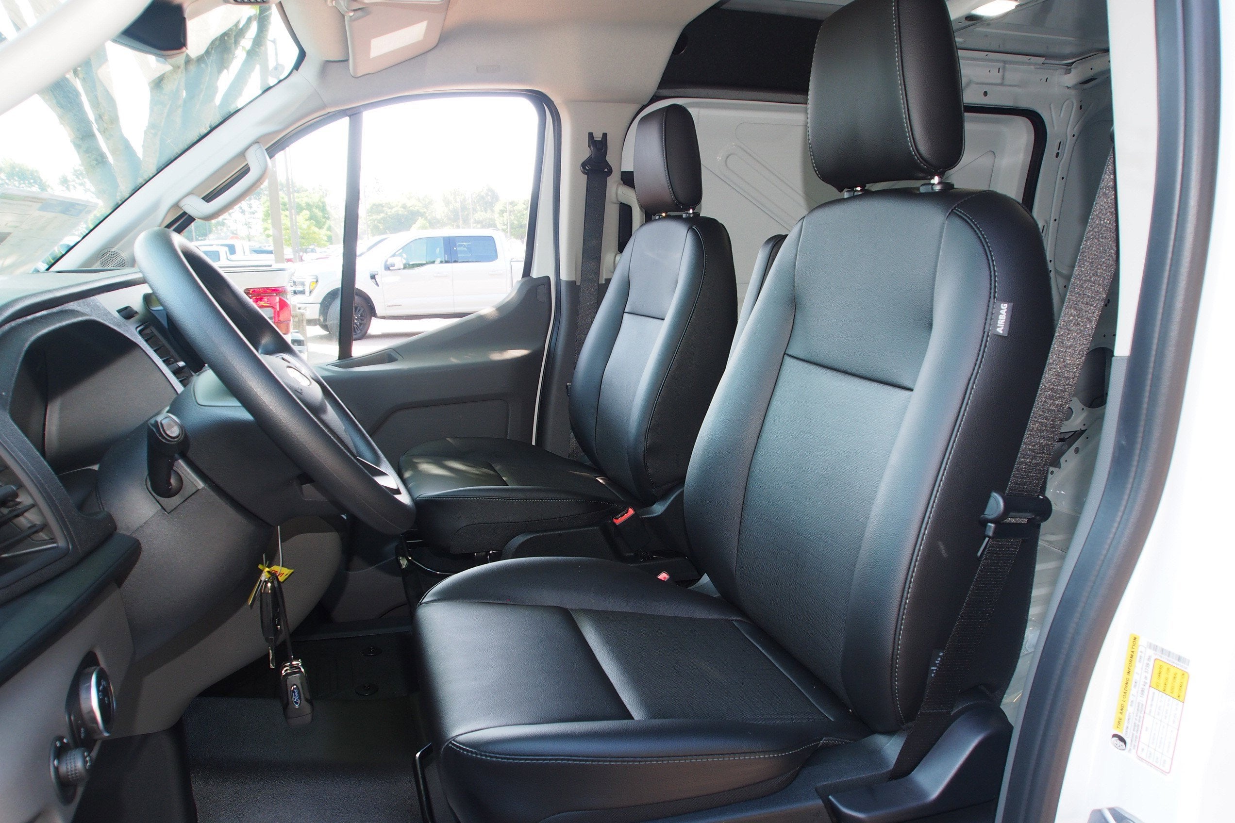 2025 Ford Transit Cargo Van Base