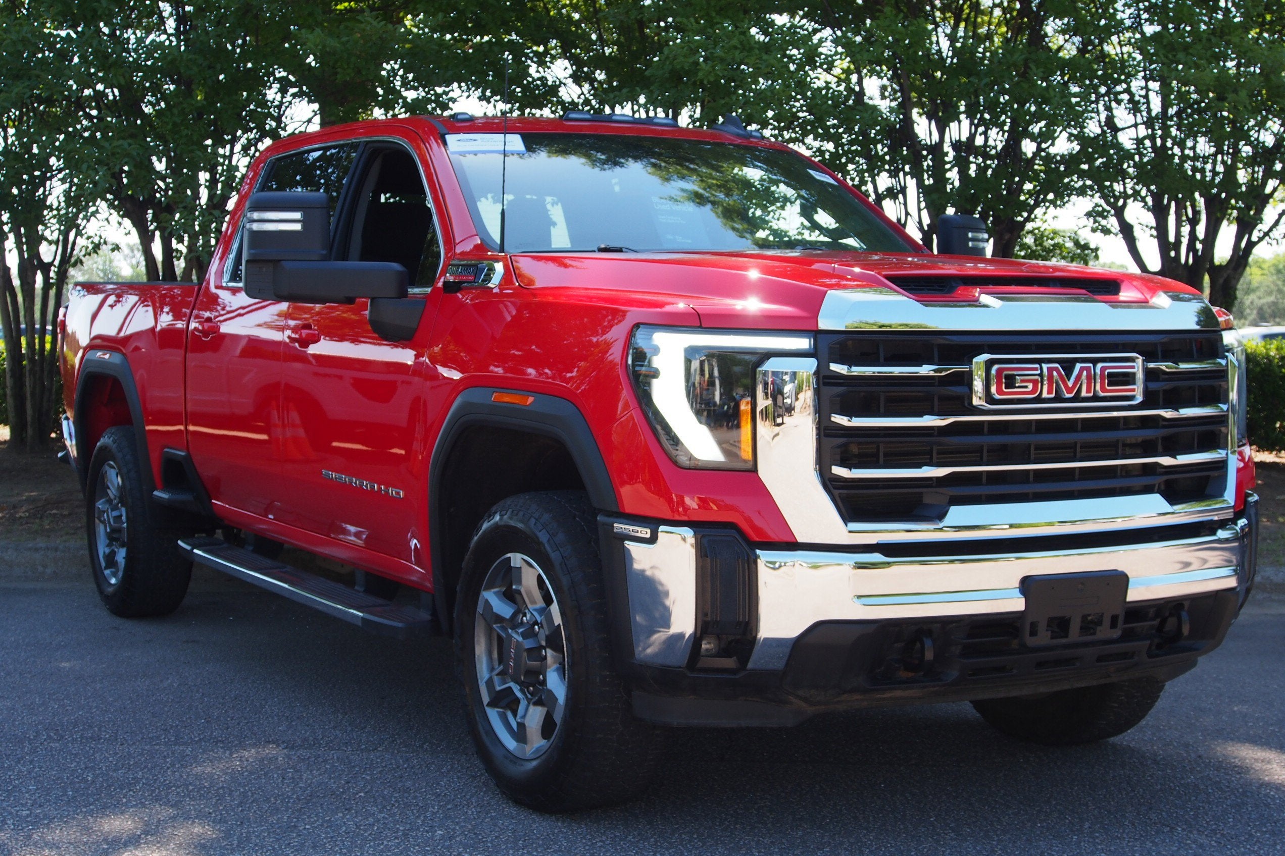 2025 GMC Sierra 4WD Crew Cab Standard Box SLE's photo