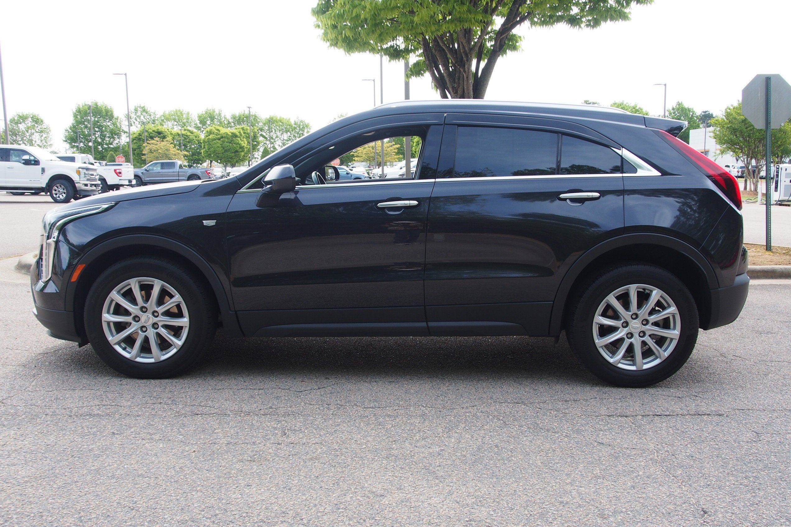 2023 Cadillac XT4 FWD Luxury