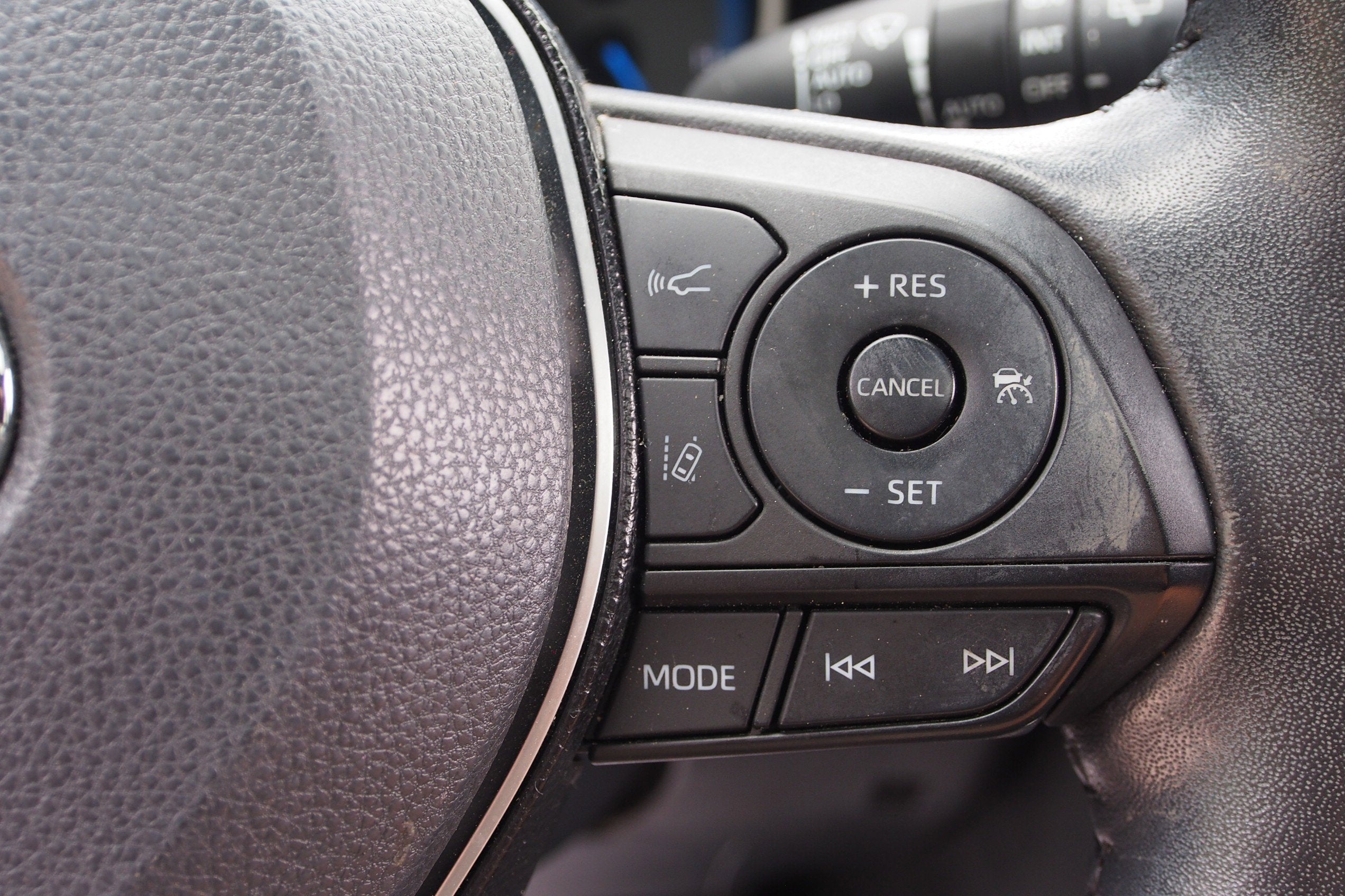 2019 Toyota RAV4 Hybrid XSE