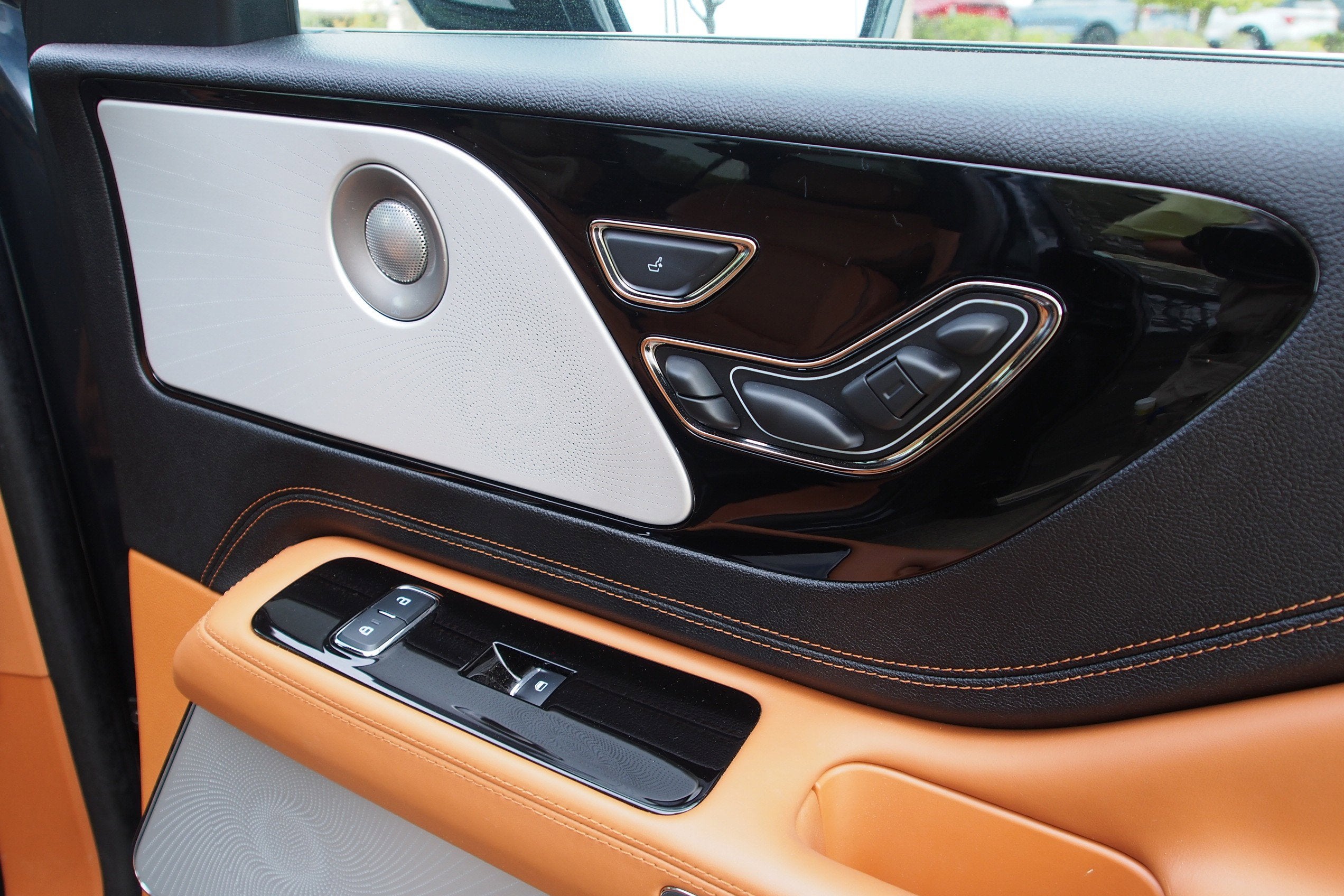 2024 Lincoln Aviator Black Label