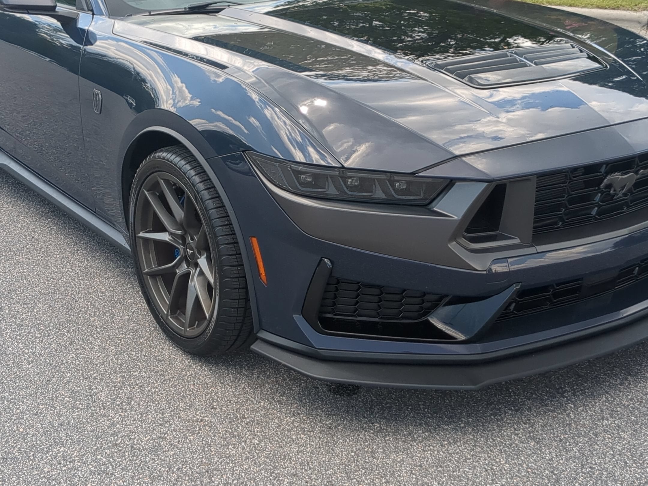 2024 Ford Mustang Dark Horse