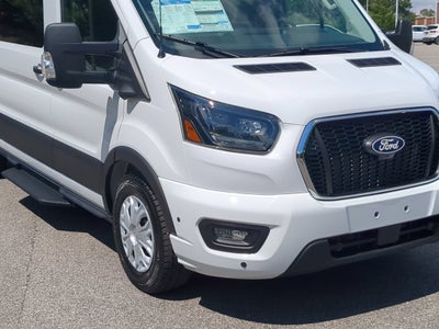 2026 Ford Transit Passenger Wagon XLT