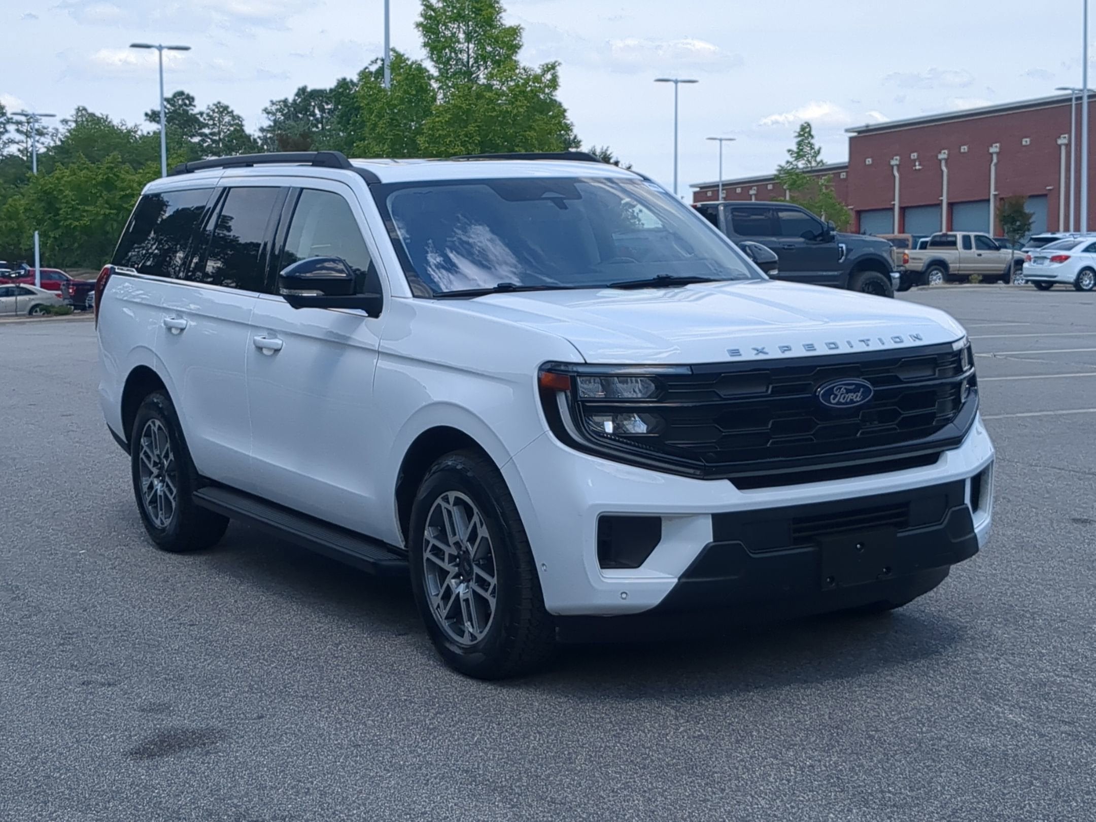 2025 Ford Expedition Active