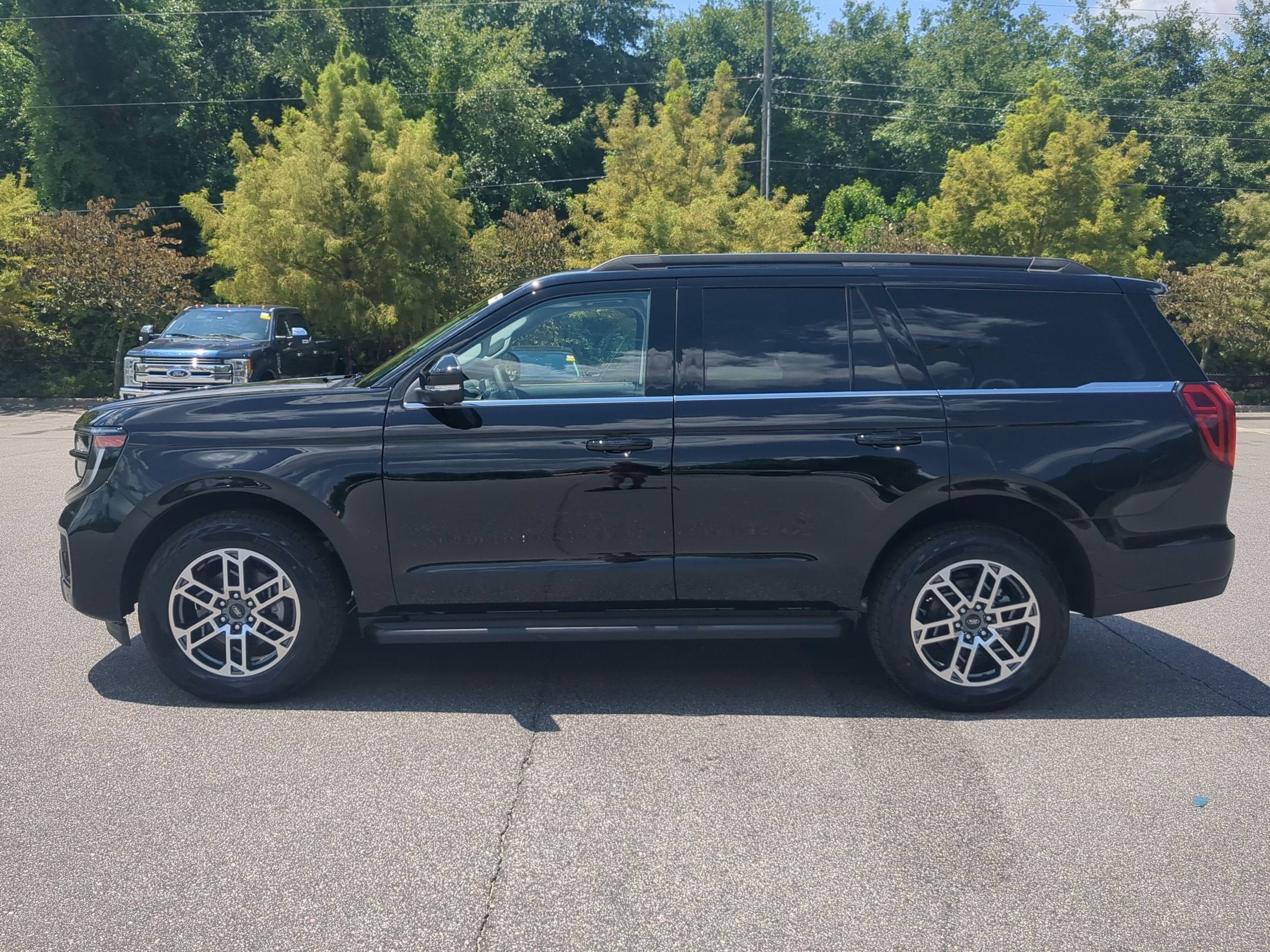 2026 Ford Expedition Active