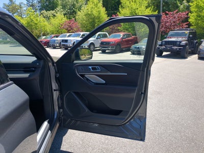 2026 Ford Explorer Platinum - Crossroads Courtesy Demo