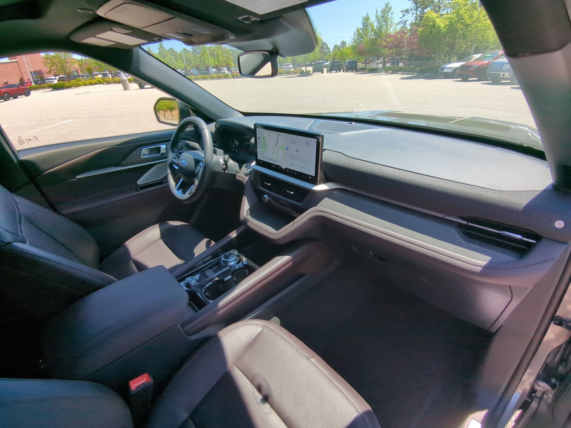2026 Ford Explorer Platinum - Crossroads Courtesy Demo