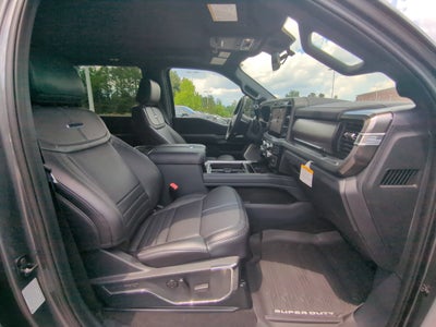 2026 Ford Super Duty F-350 SRW Platinum