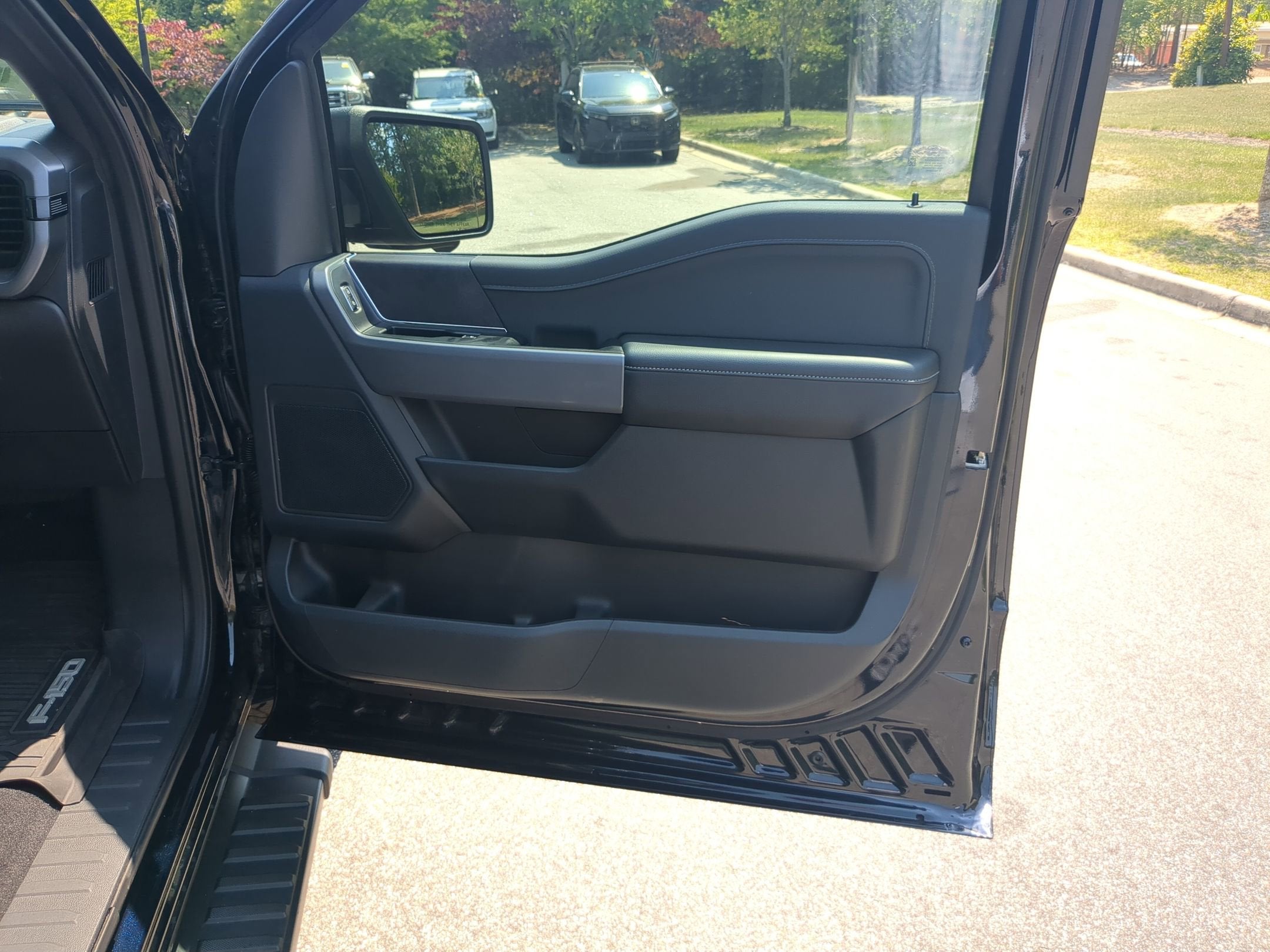 2026 Ford F-150 XLT - Crossroads Courtesy Demo
